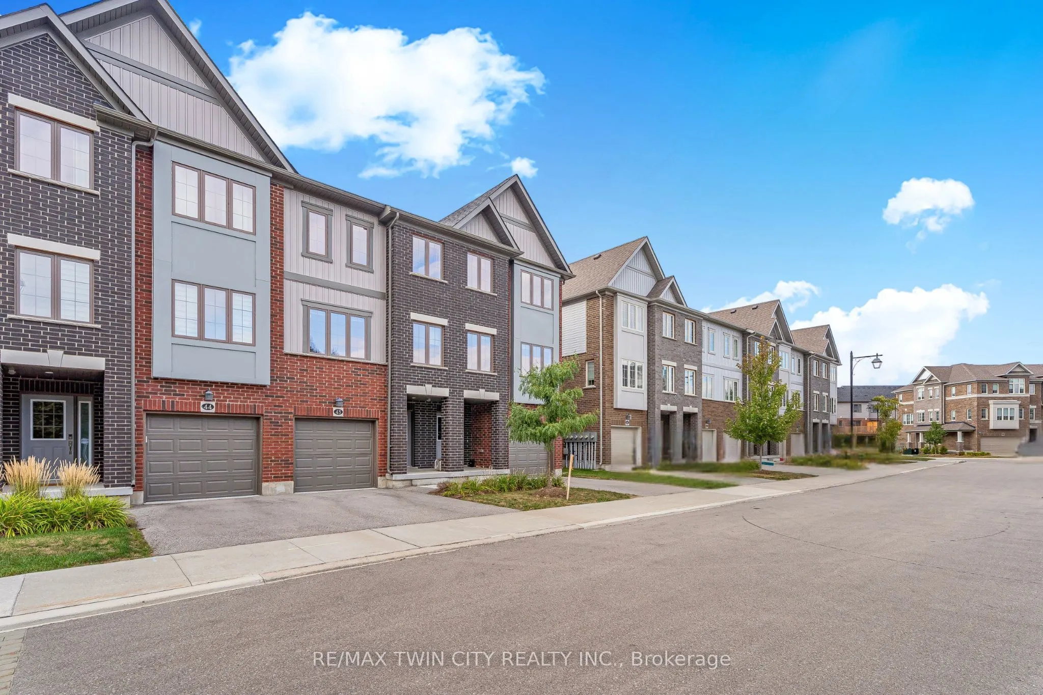 311 Woolwich Street, #43