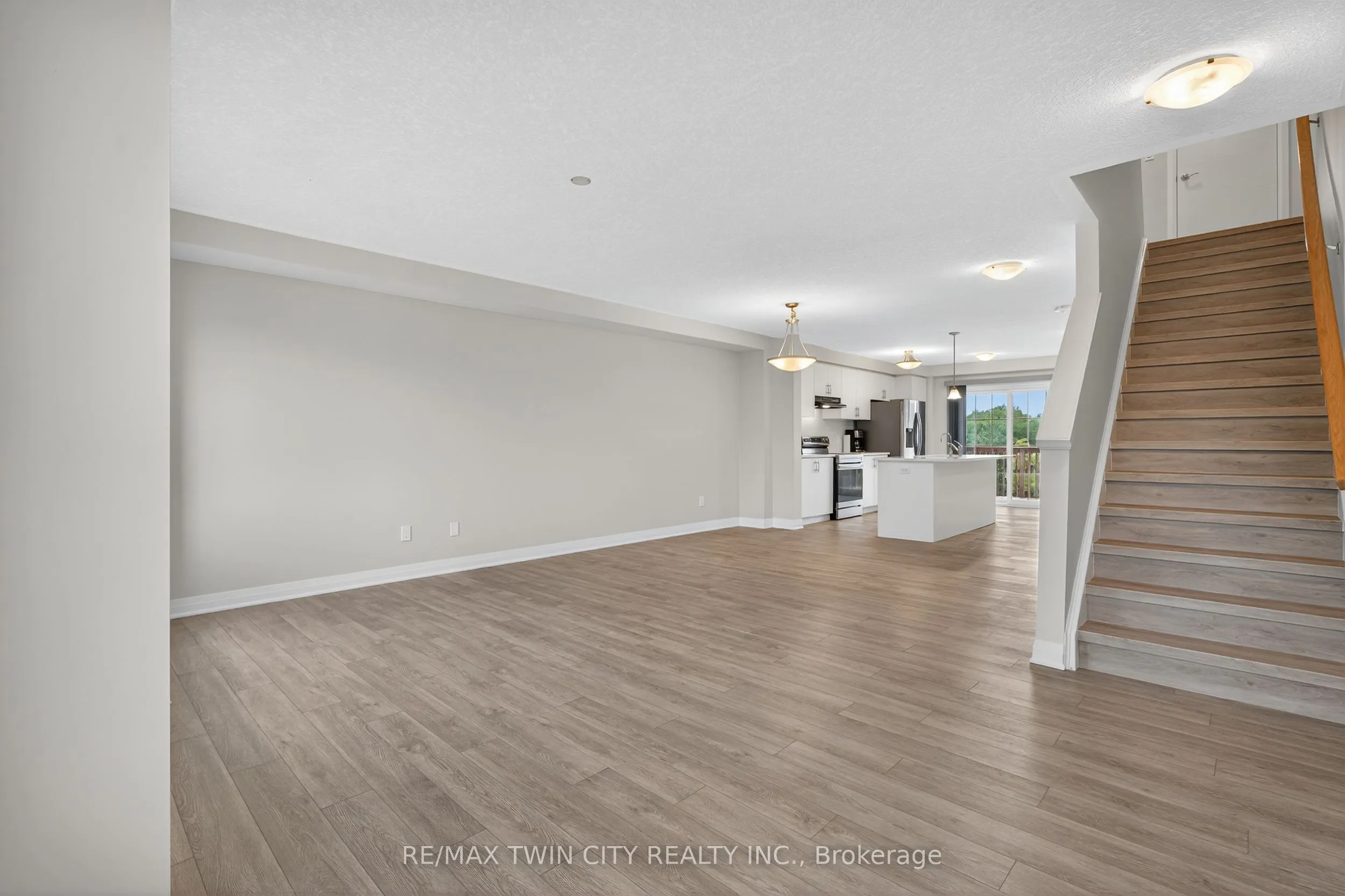 311 Woolwich Street, #43
