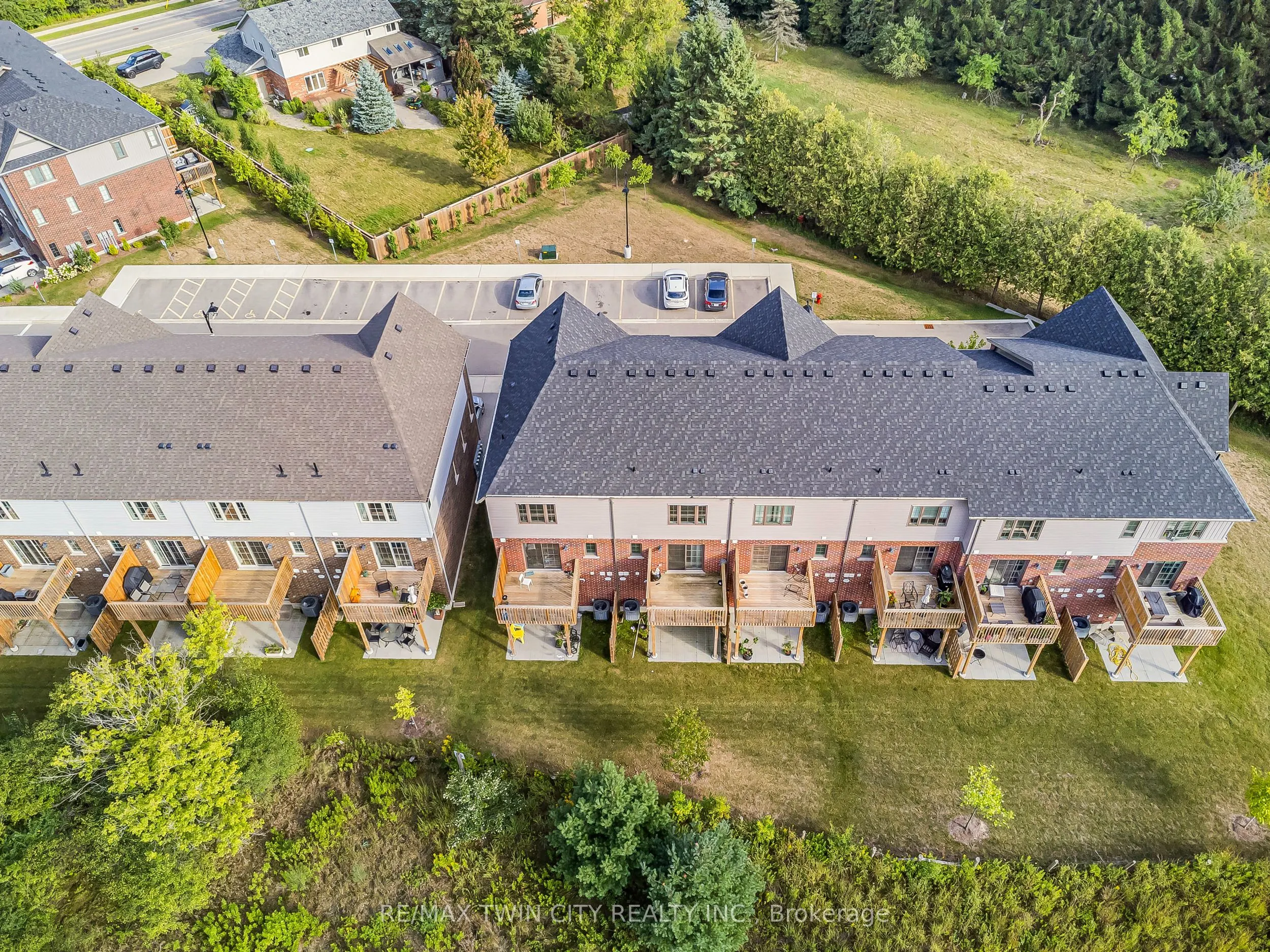 311 Woolwich Street, #43