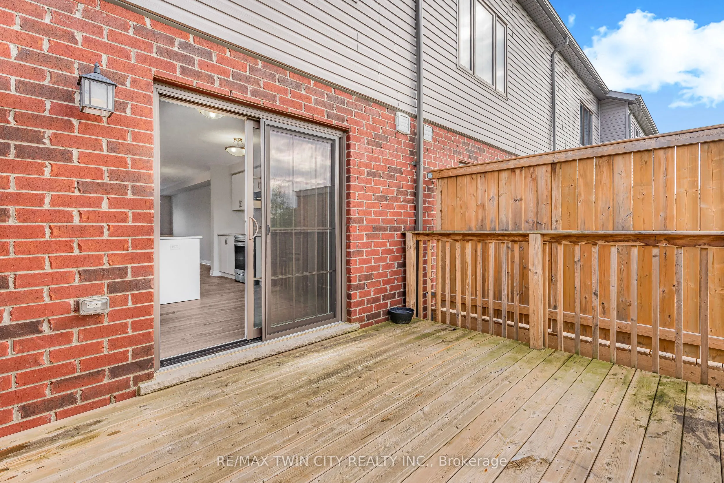 311 Woolwich Street, #43