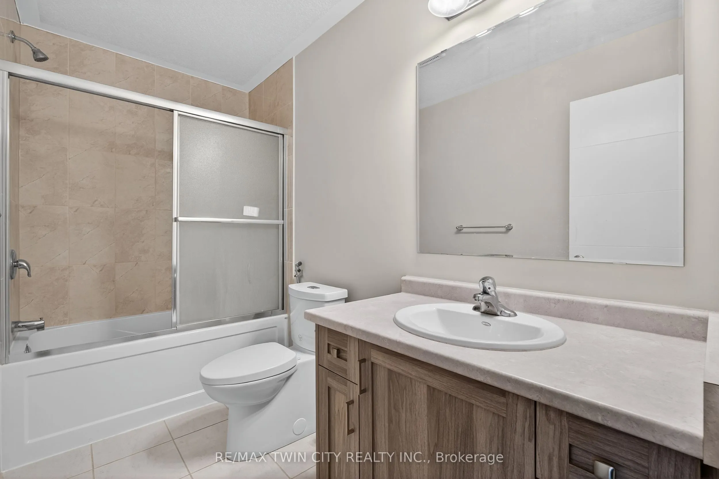 311 Woolwich Street, #43
