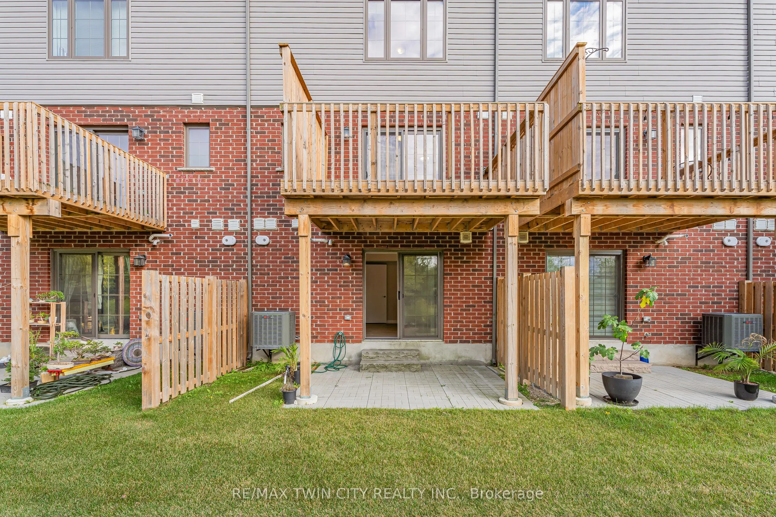 311 Woolwich Street, #43
