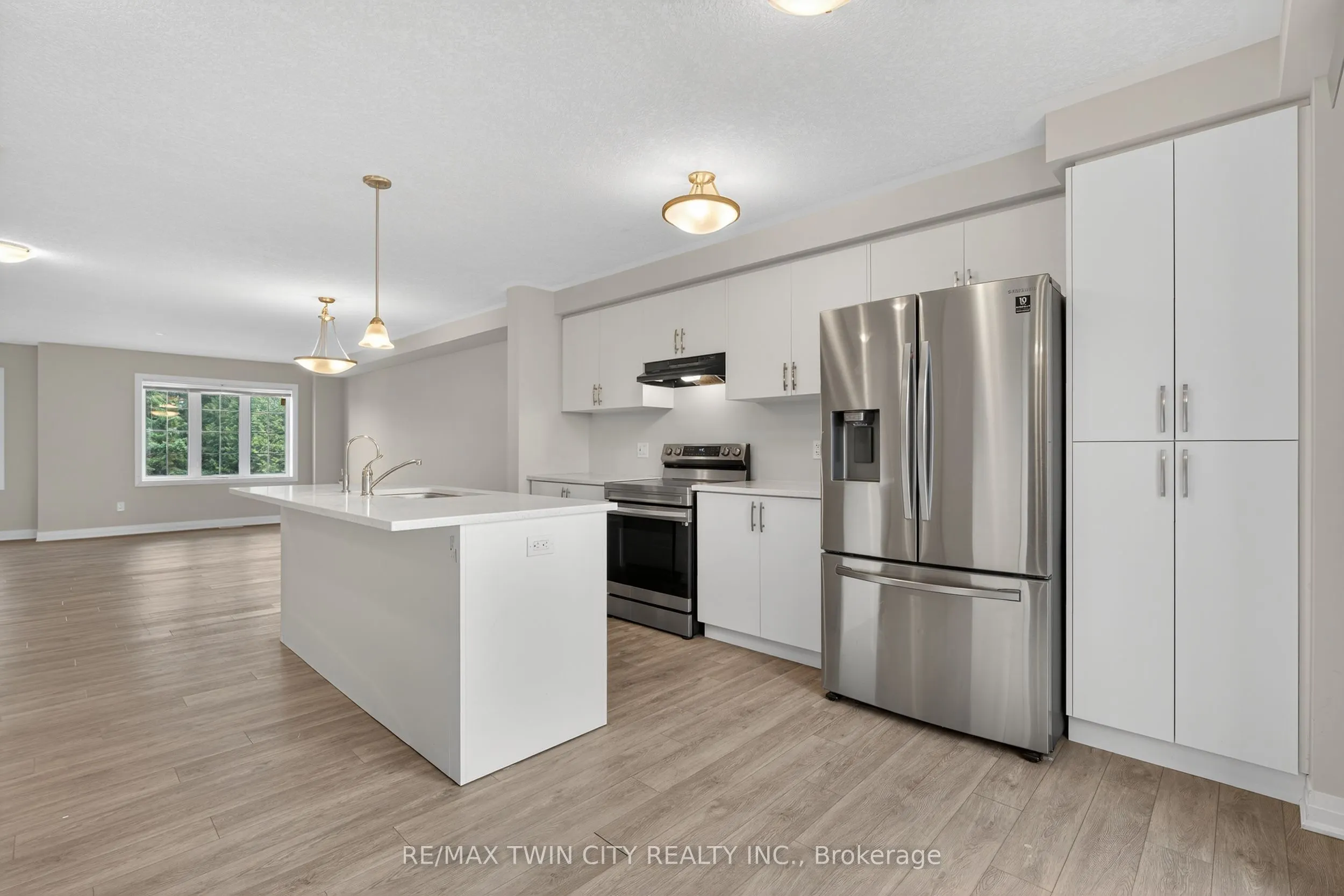 311 Woolwich Street, #43