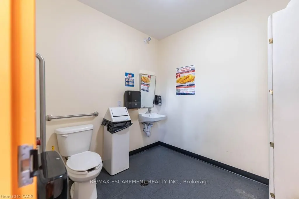 70 Livingston Avenue, #2