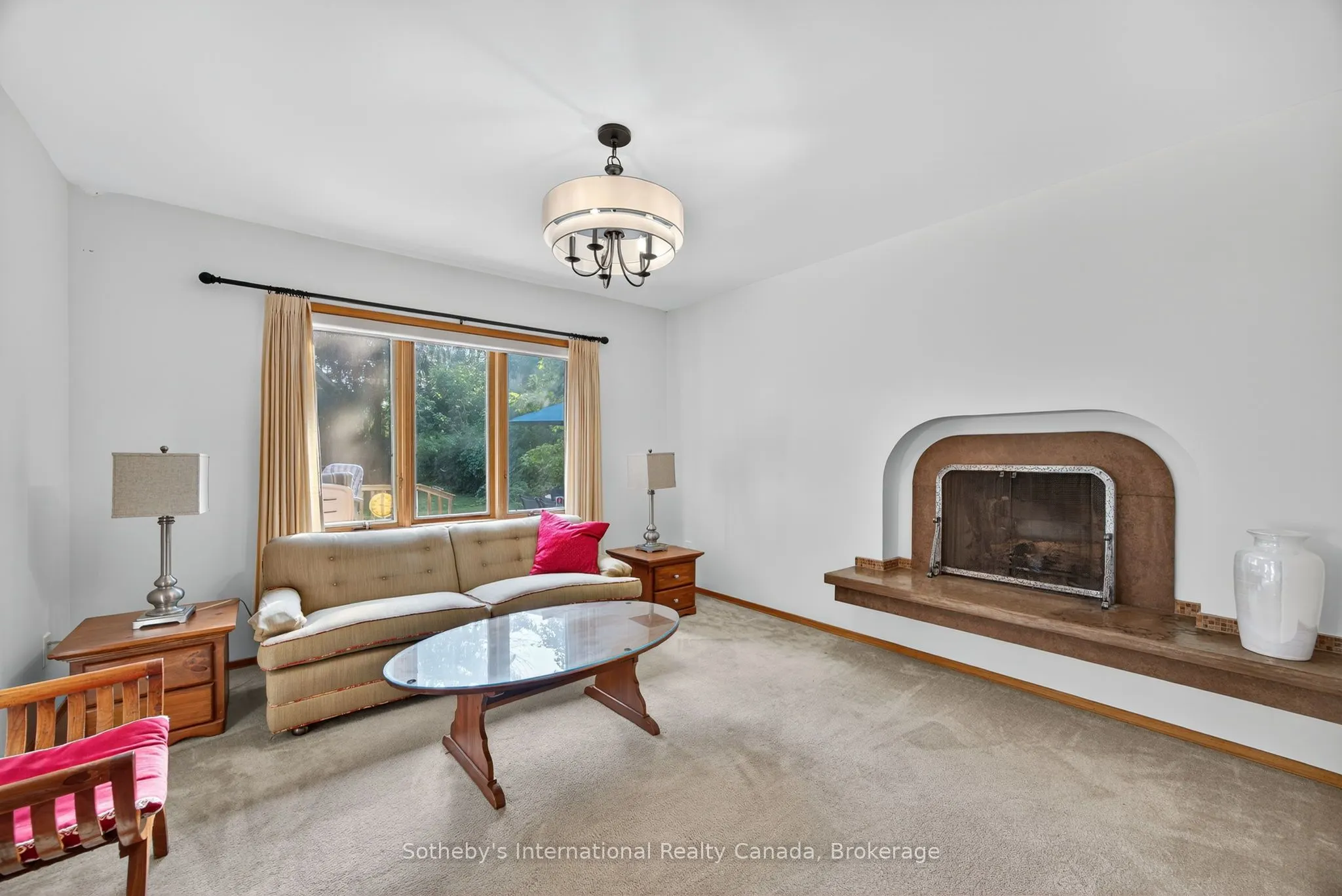 152 Bayview Avenue