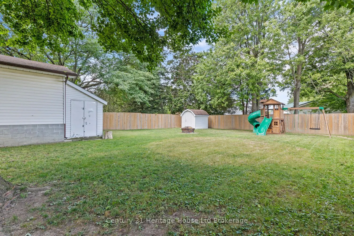 1842 CHURCHILL Avenue