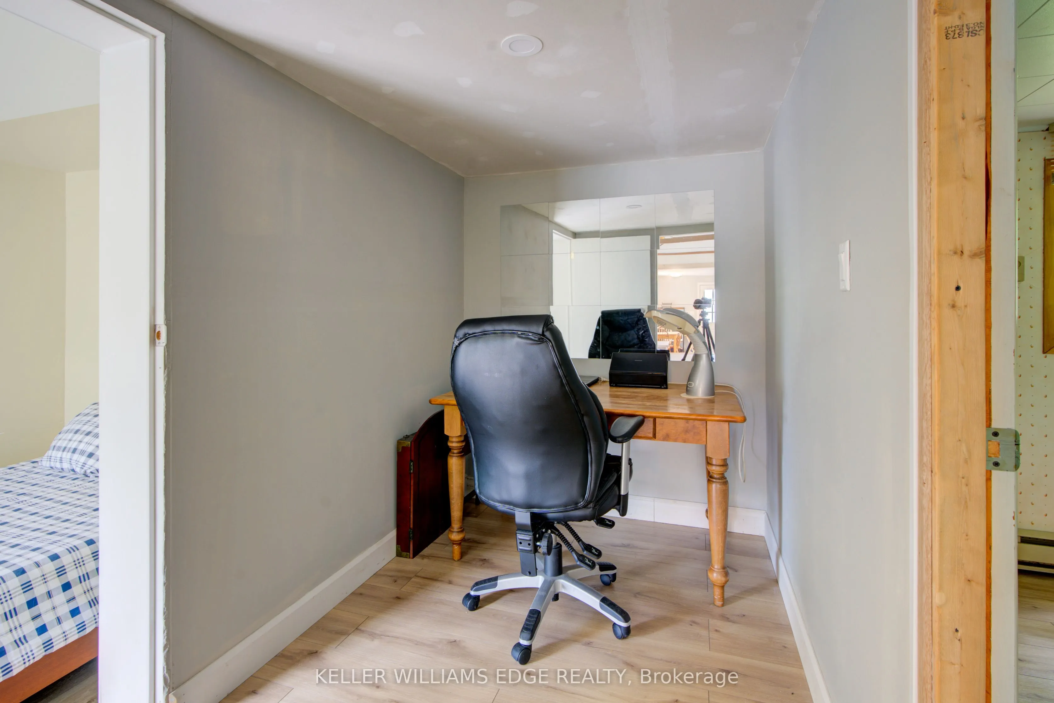 1180 Guigue Road