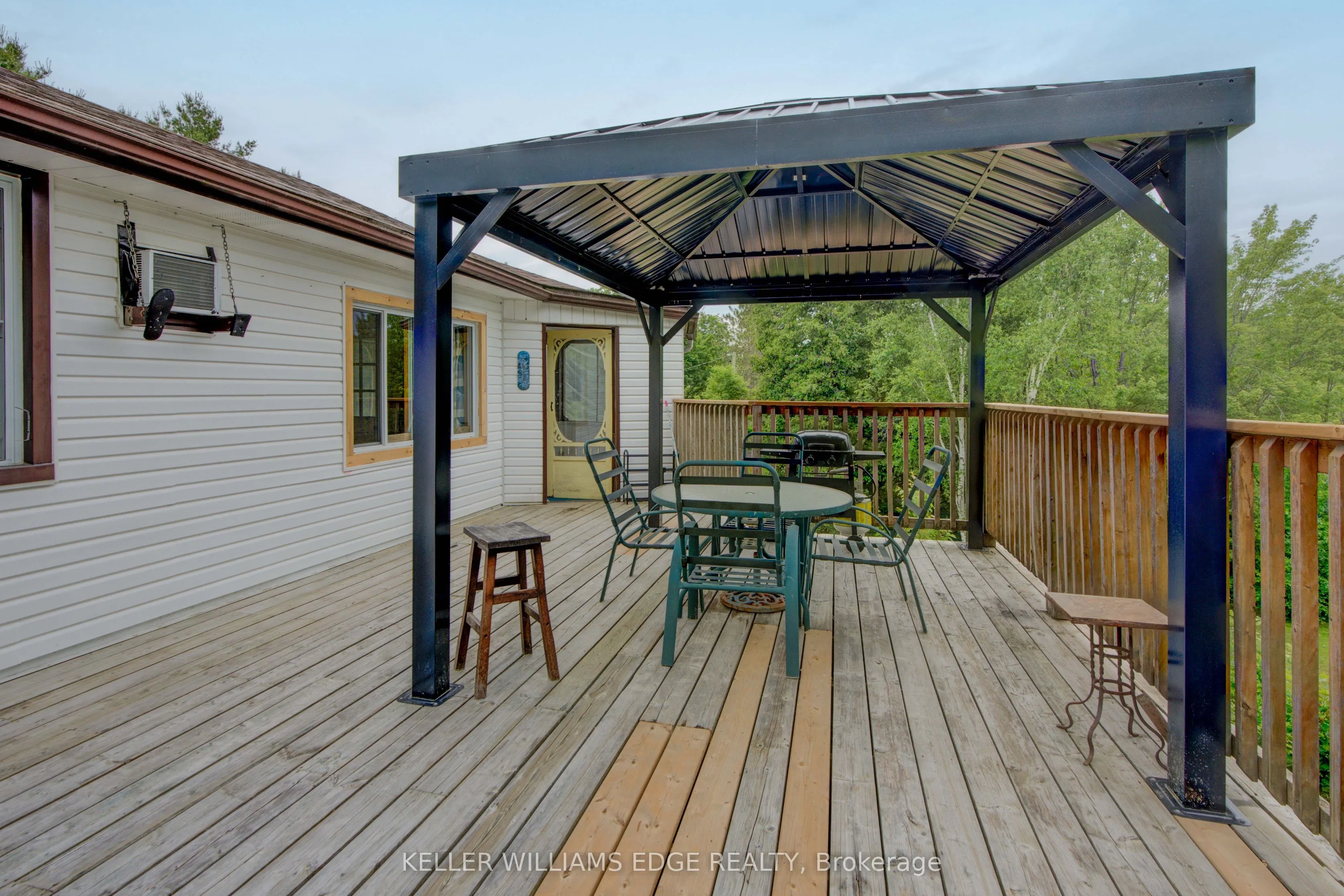 1180 Guigue Road