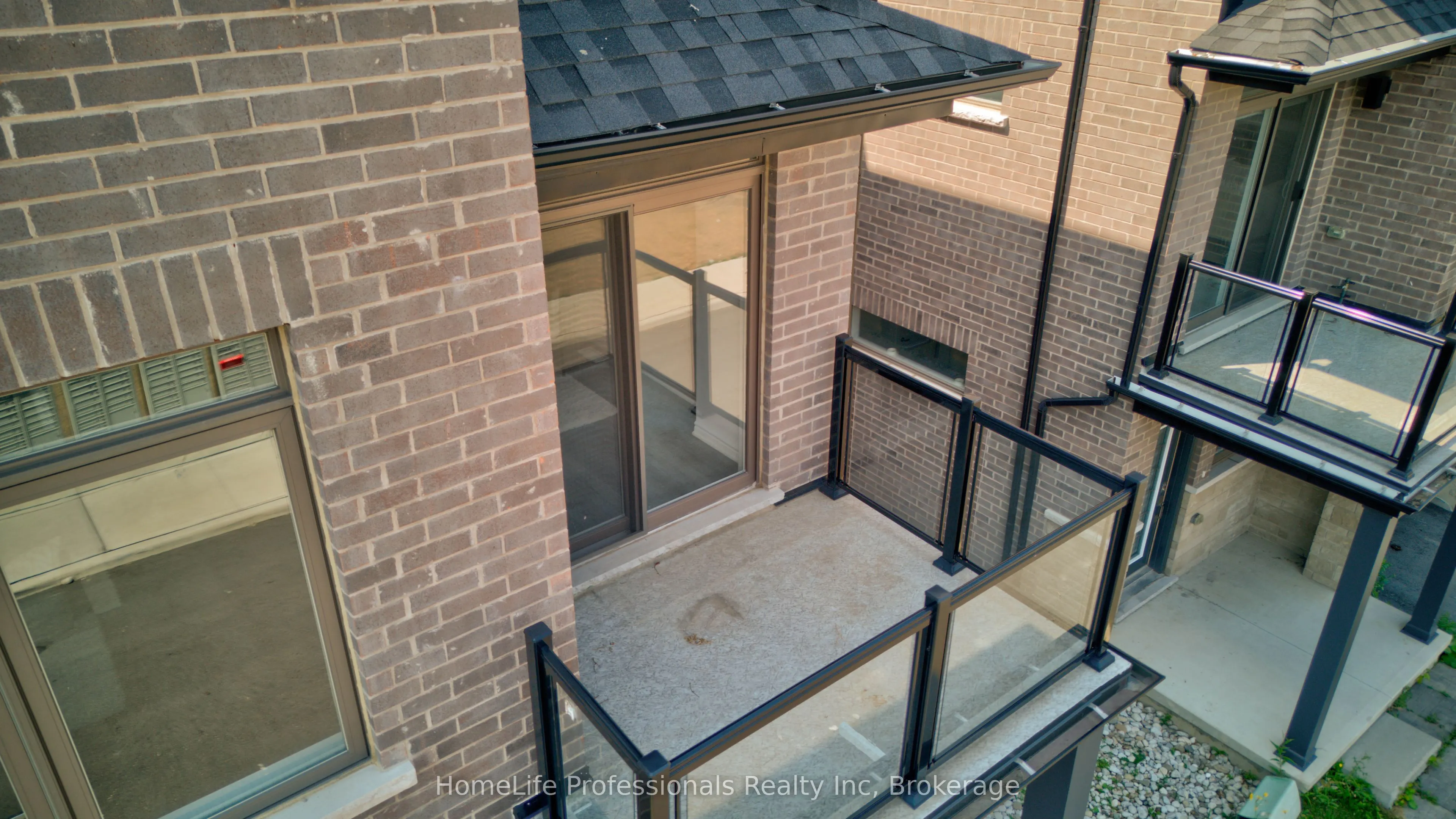 61 Soho Street, #123
