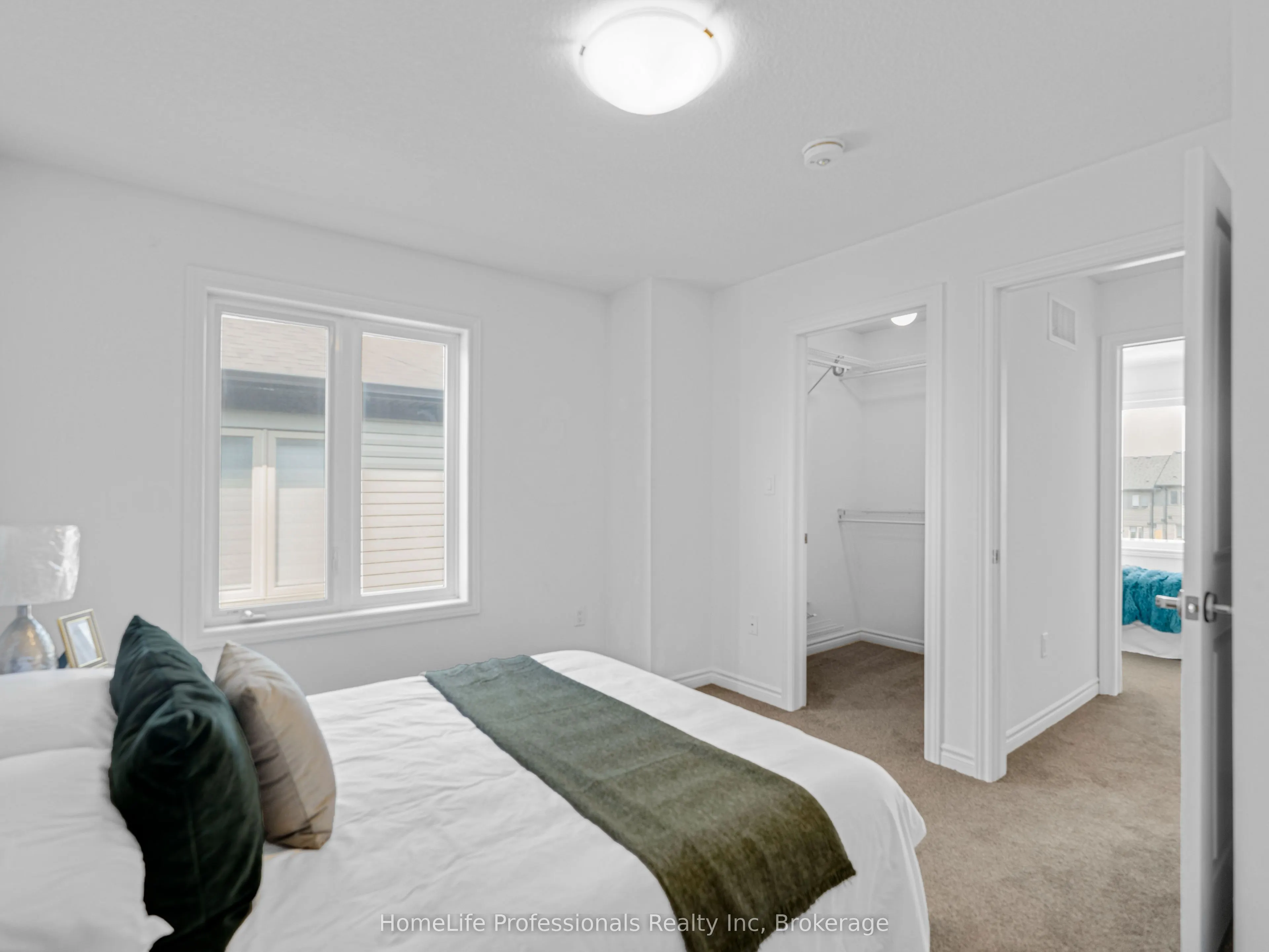 61 Soho Street, #123