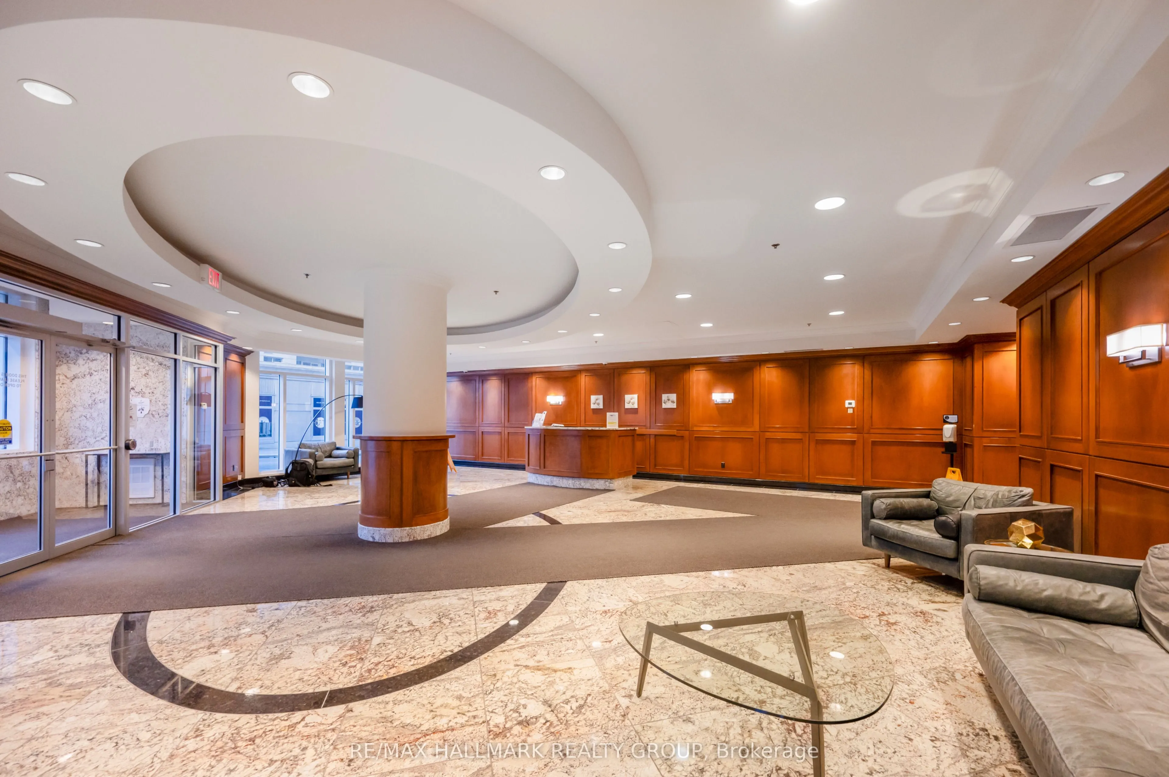 195 Besserer Street, #2701