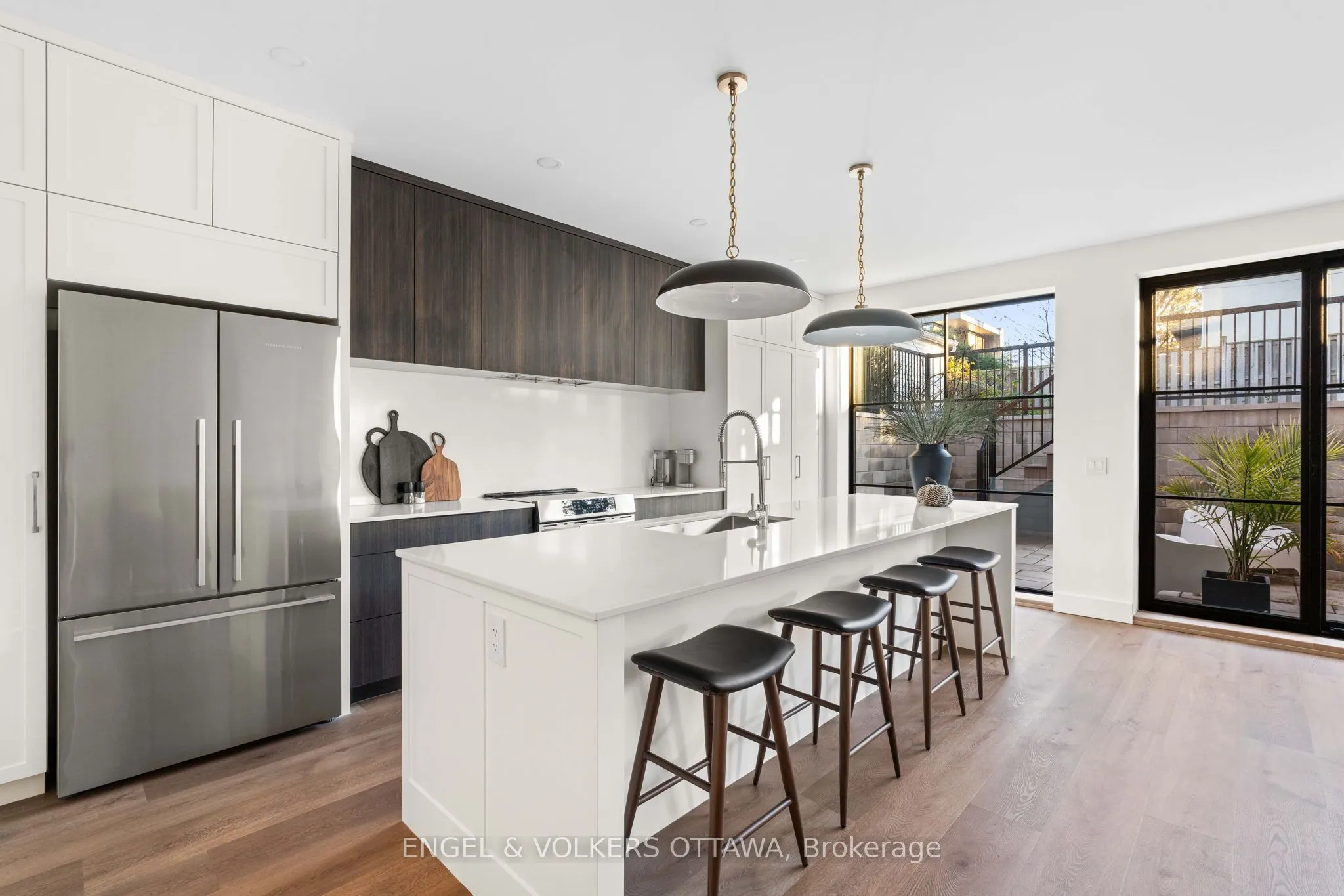 246 BYRON Avenue