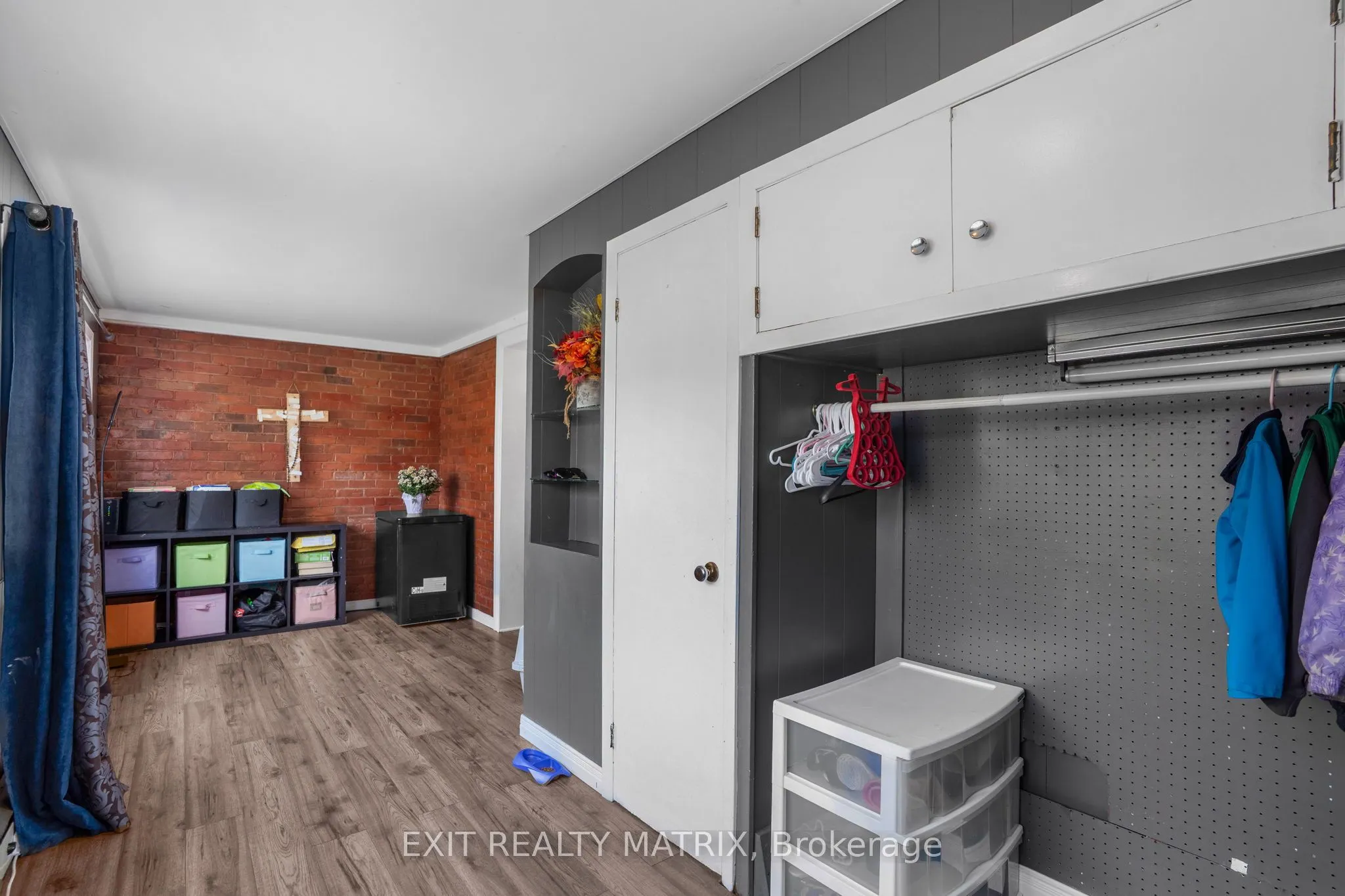 453 Garneau Road