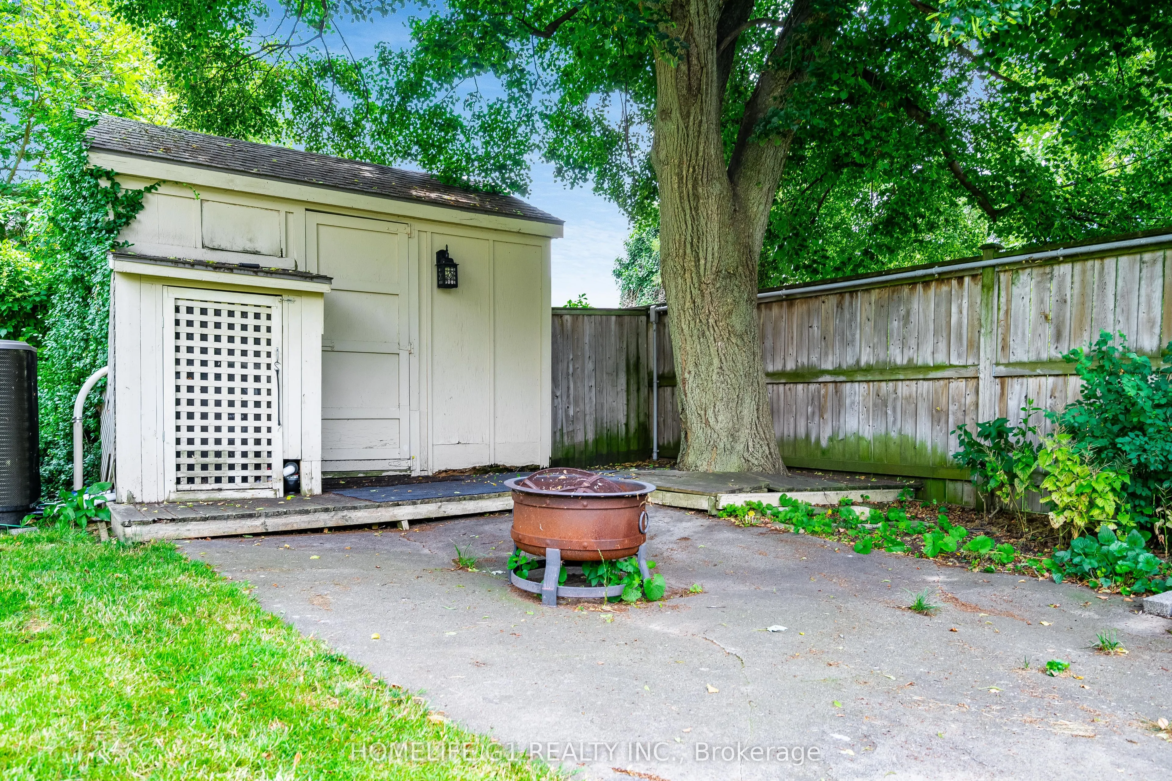 1324 Orchard Boulevard