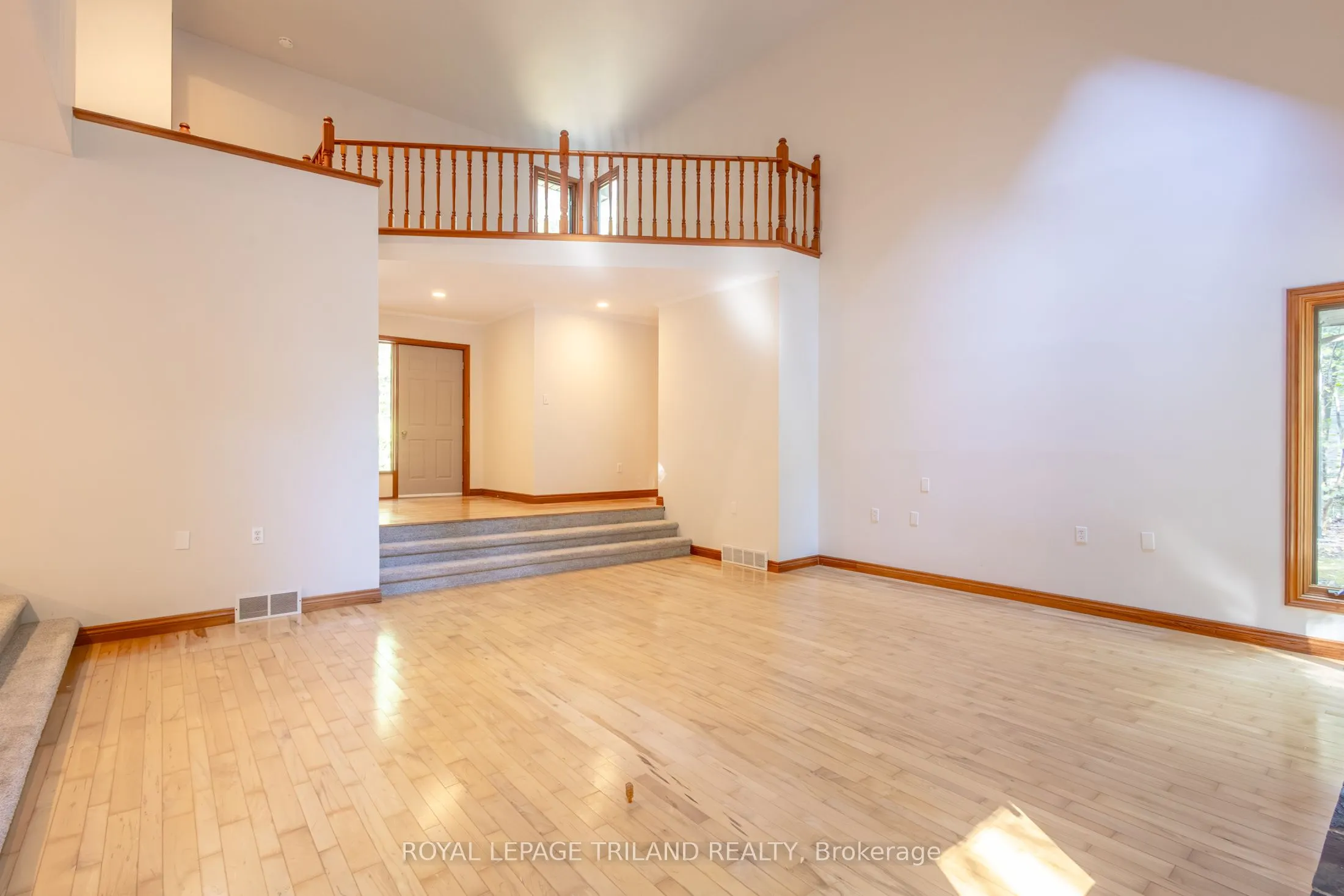 10239 Pinetree Drive