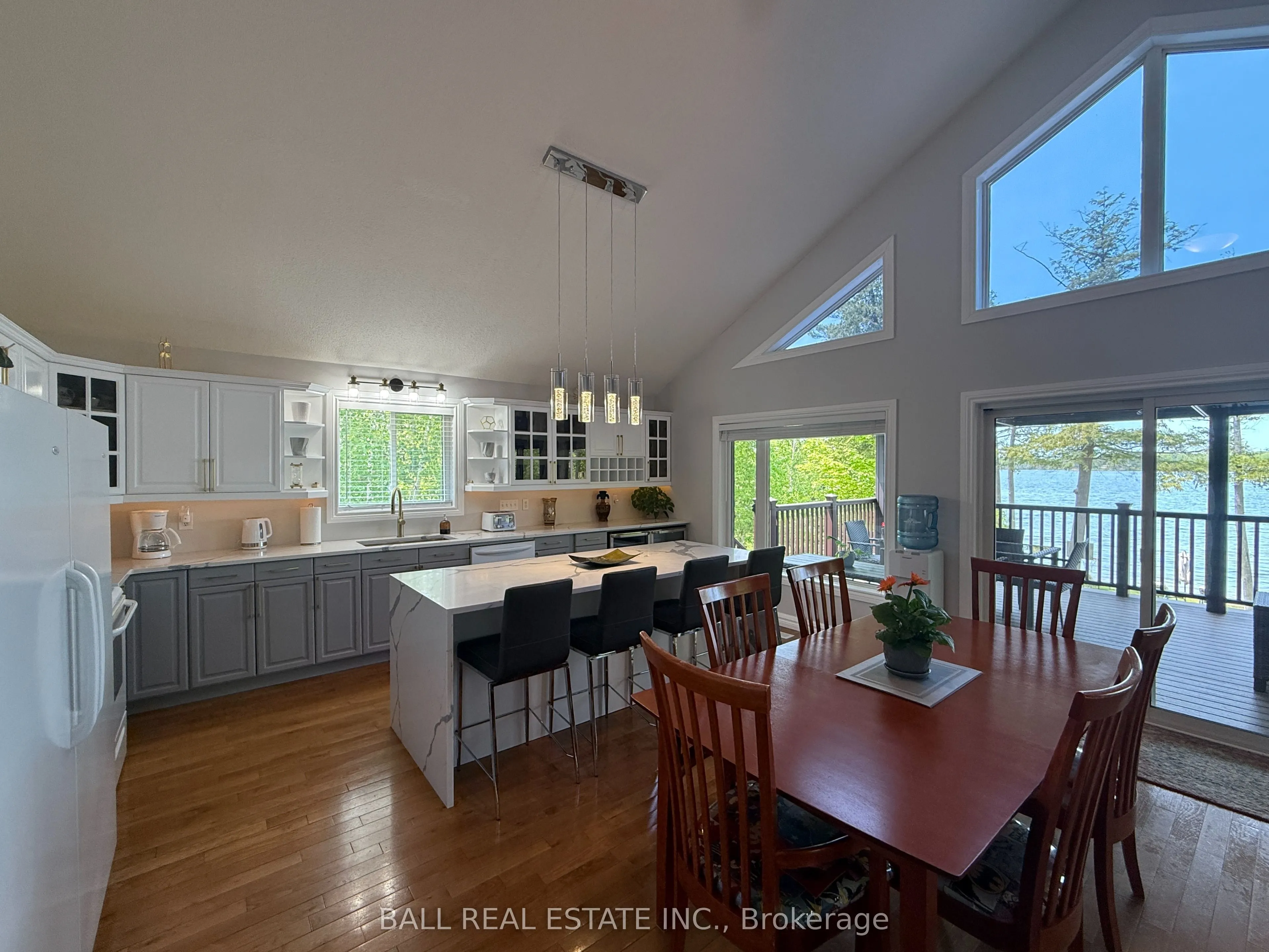 154 JULIAN LAKE Road