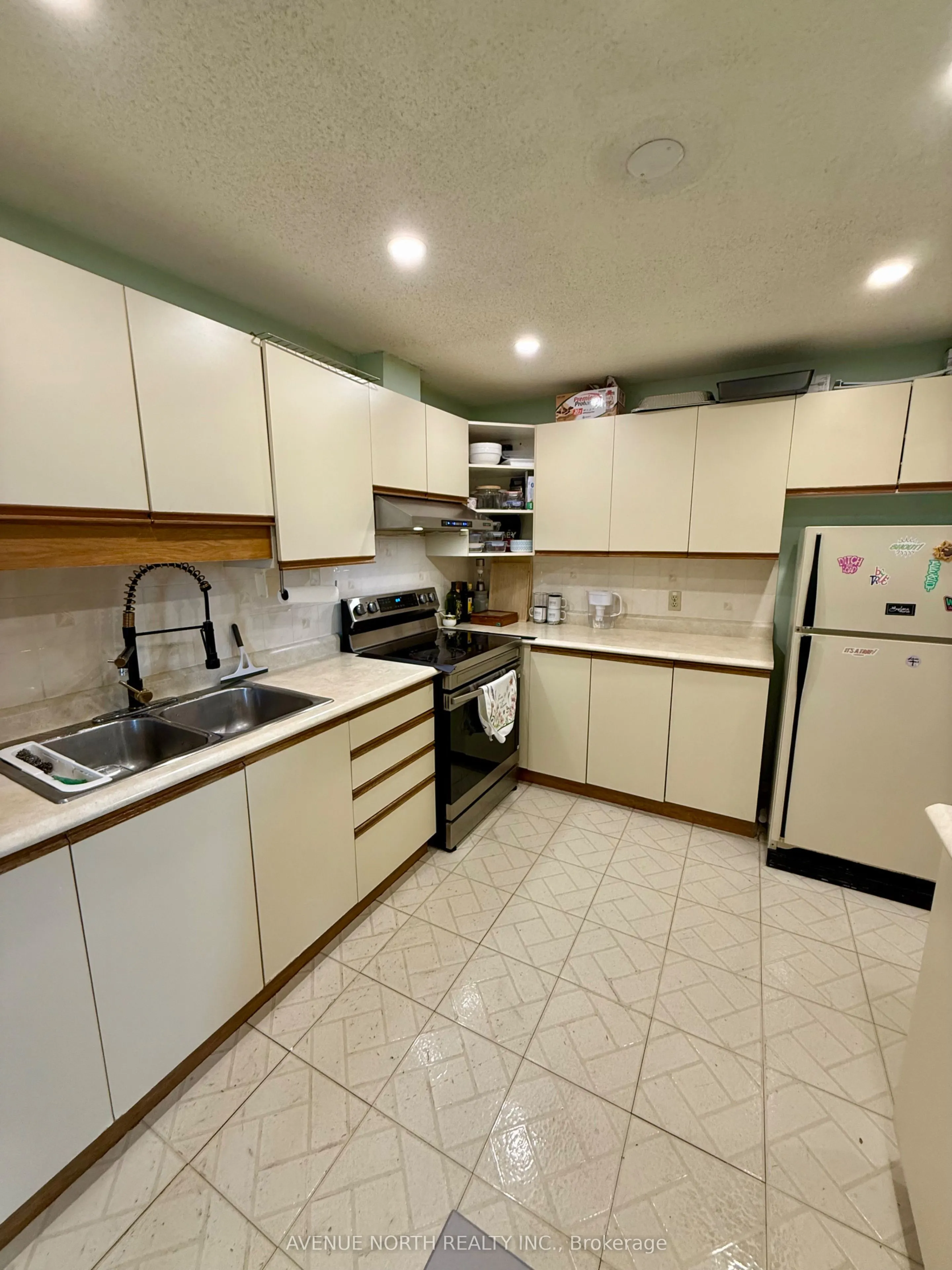 1465 Baseline Road, #610