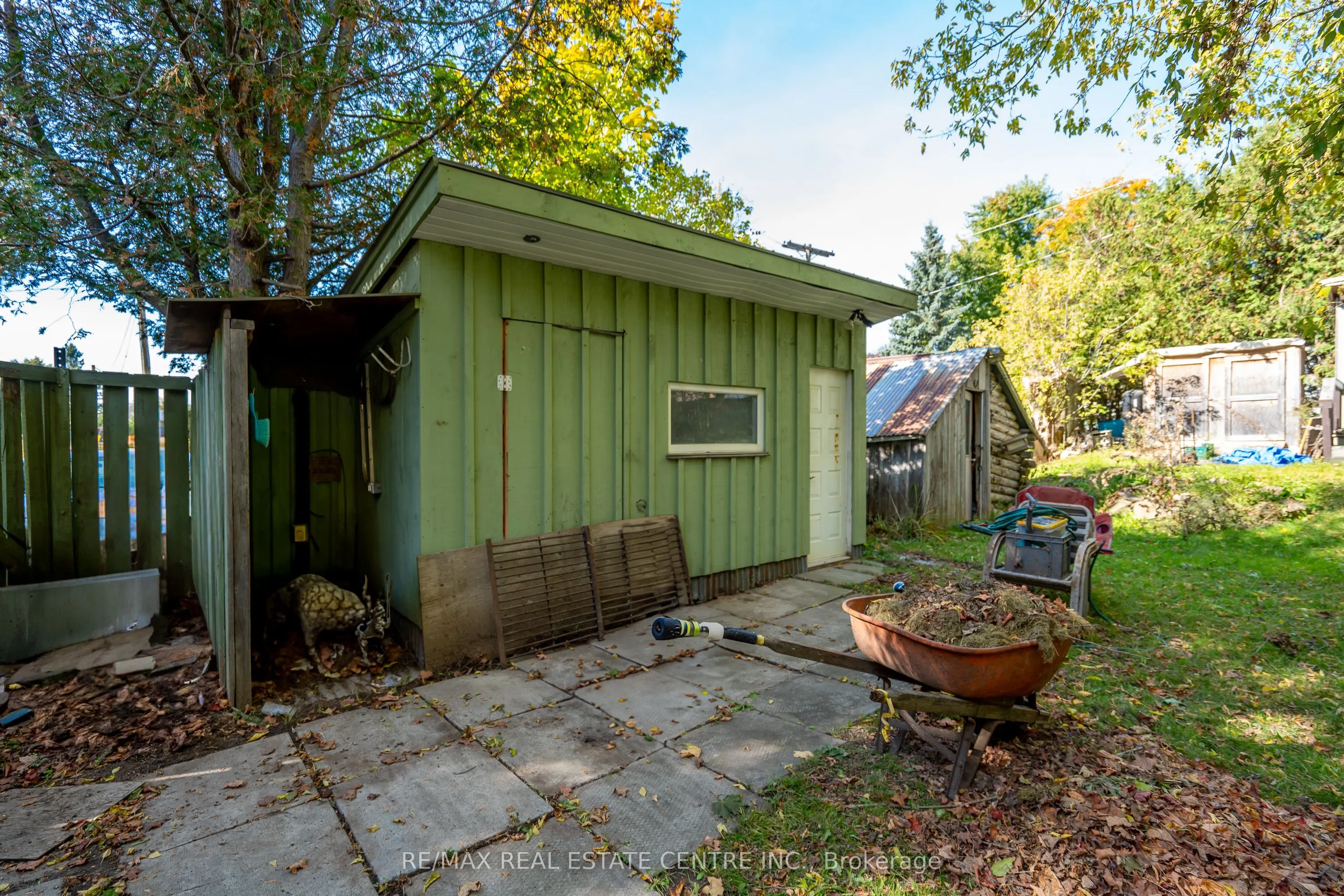 154 Main Street W
