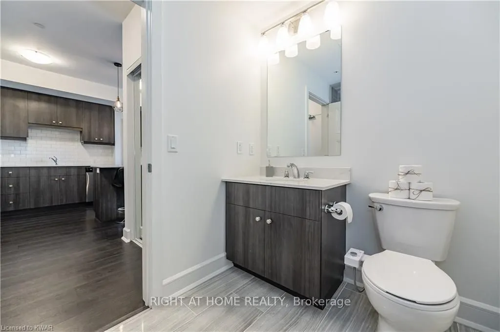 255 Northfield Drive E, #606