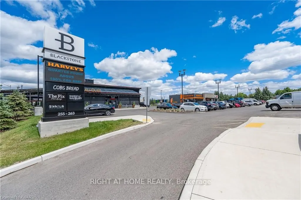 255 Northfield Drive E, #606