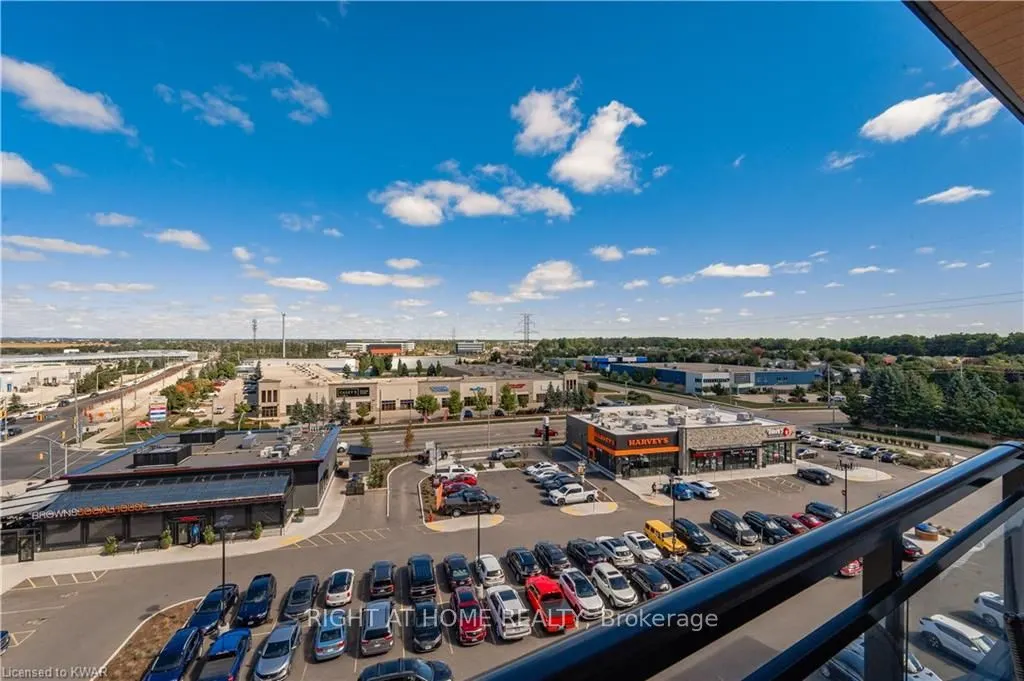 255 Northfield Drive E, #606