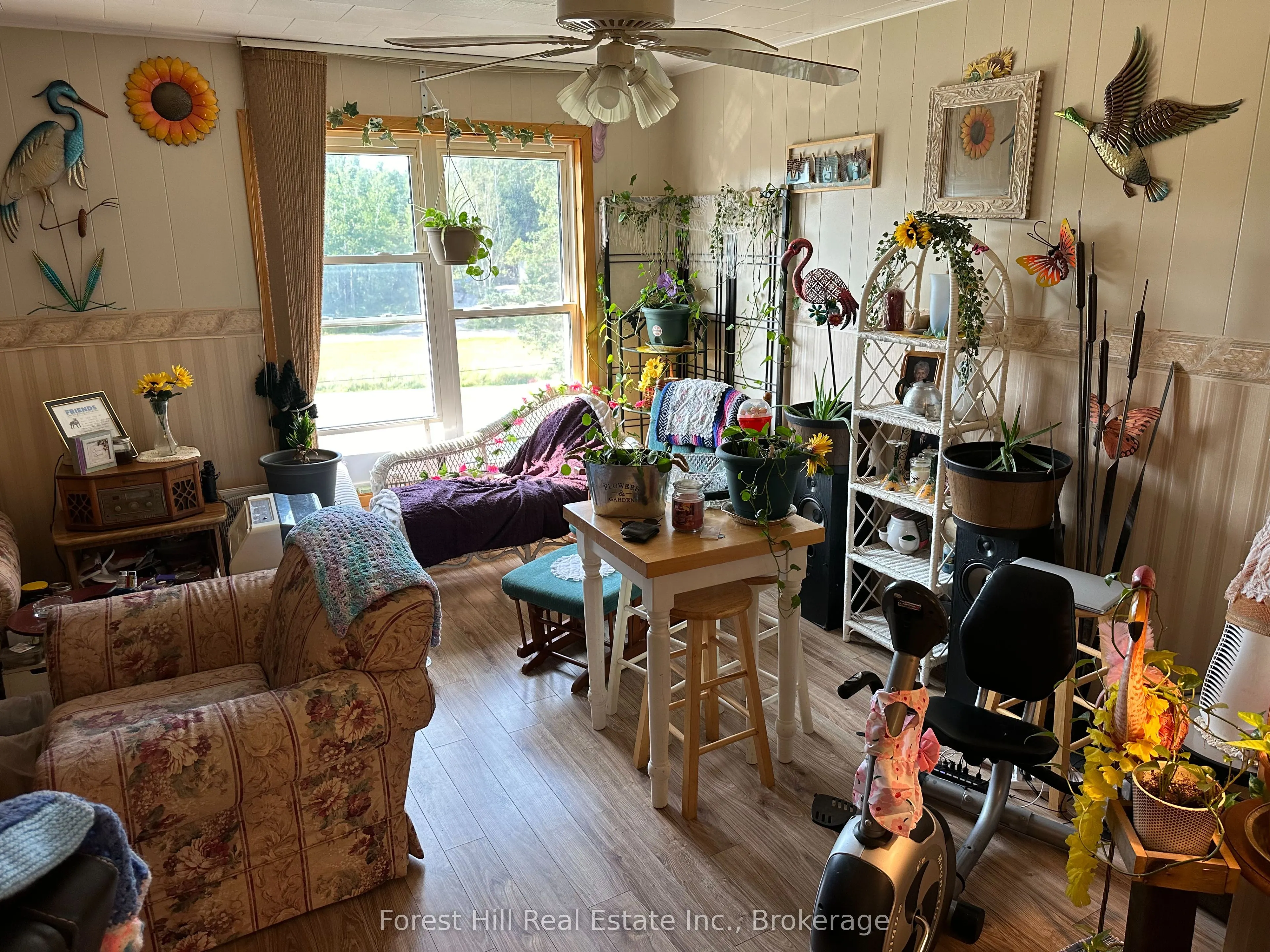 11643 Highway 522