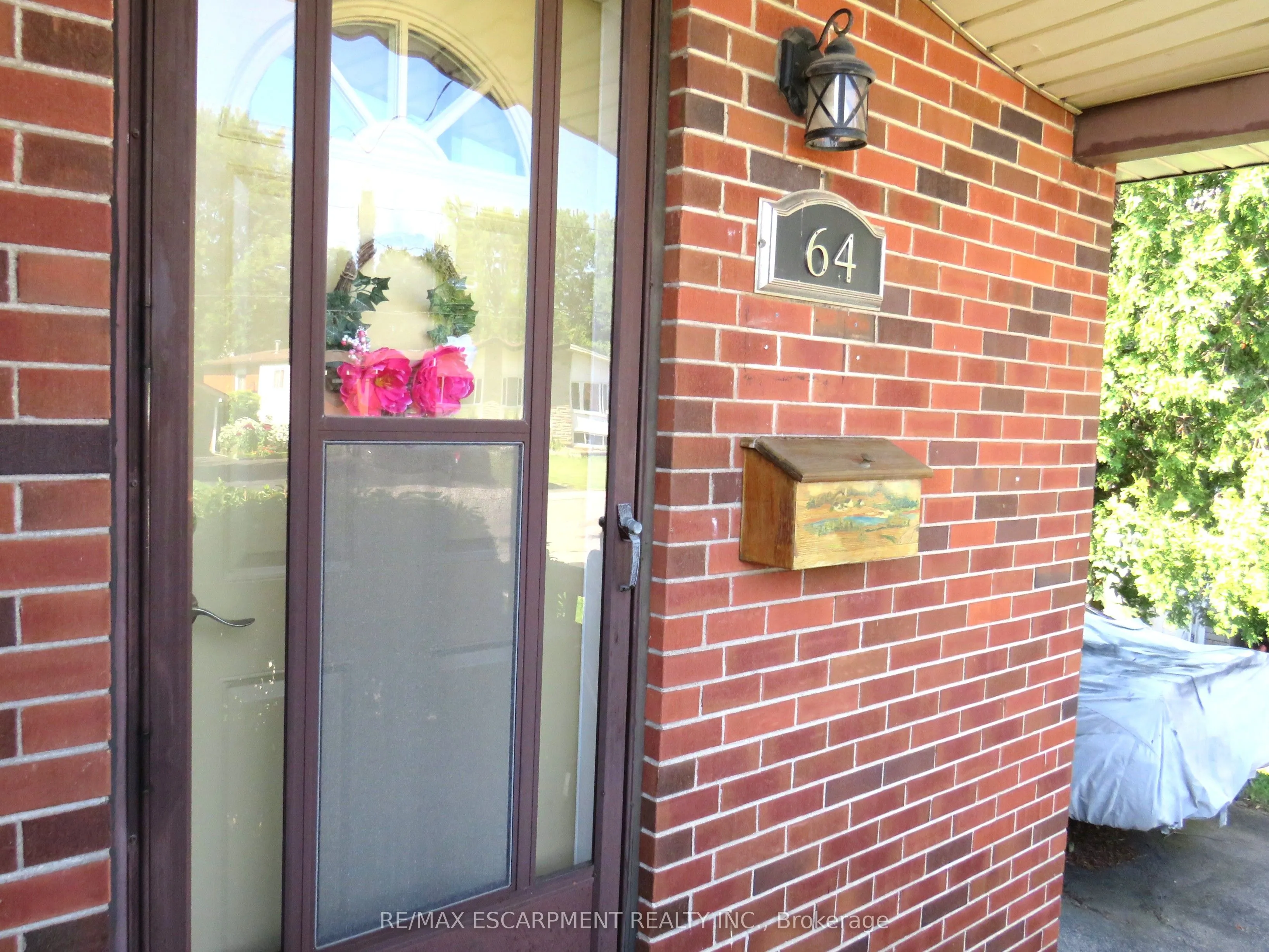 64 Luscombe Street