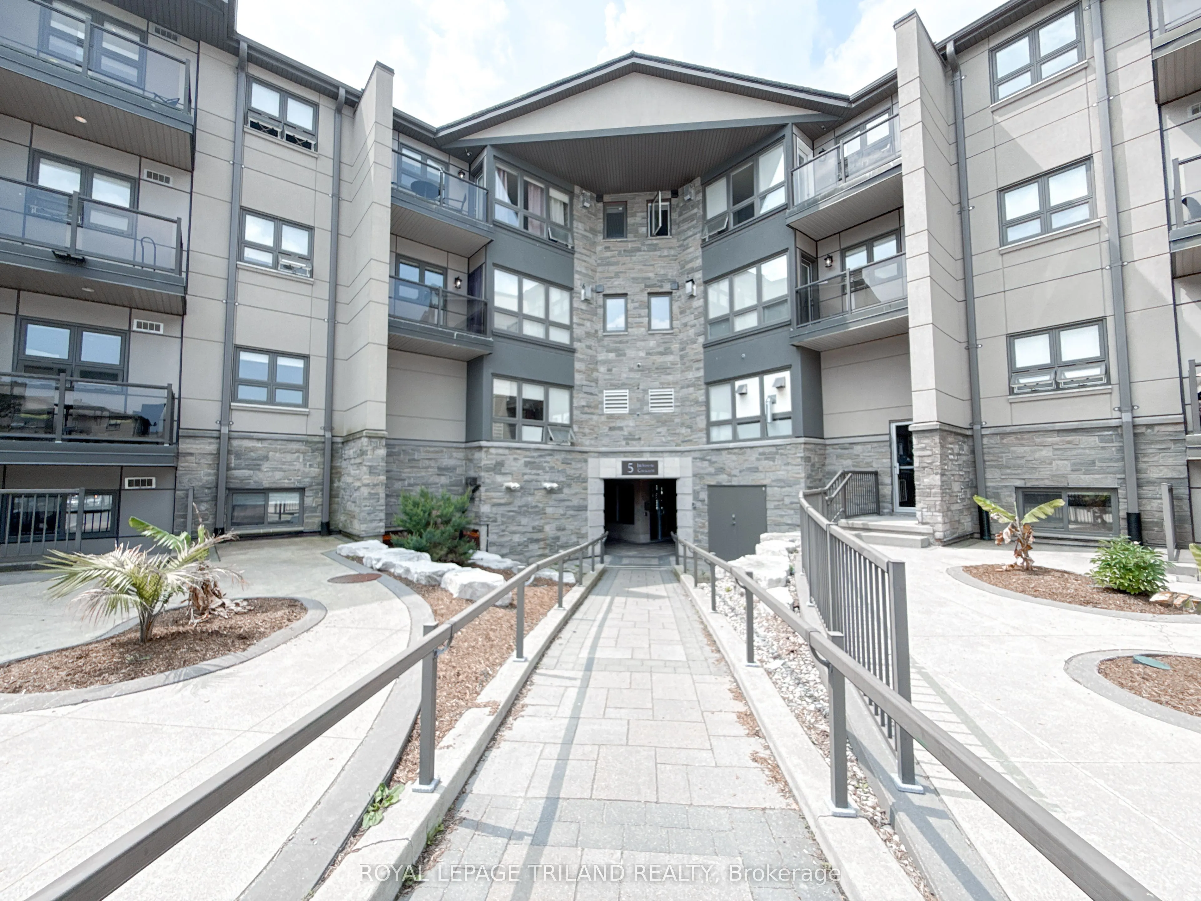 5 Jacksway Crescent, #110