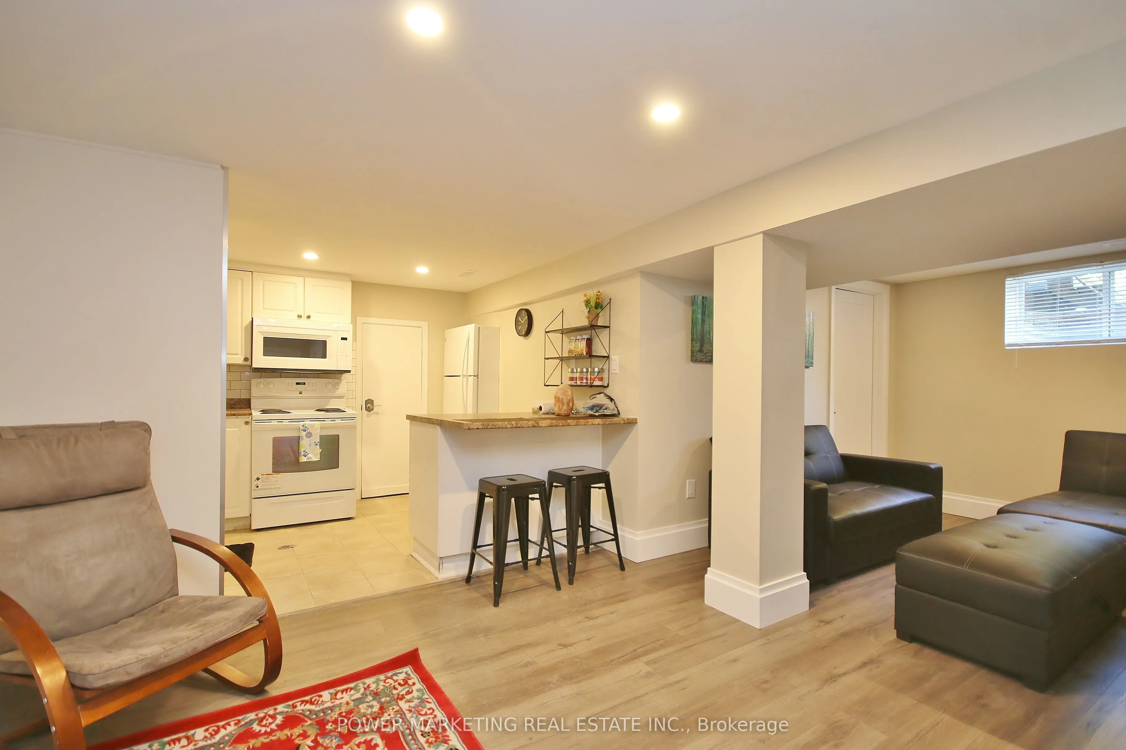 835 MONTREAL Road, #A