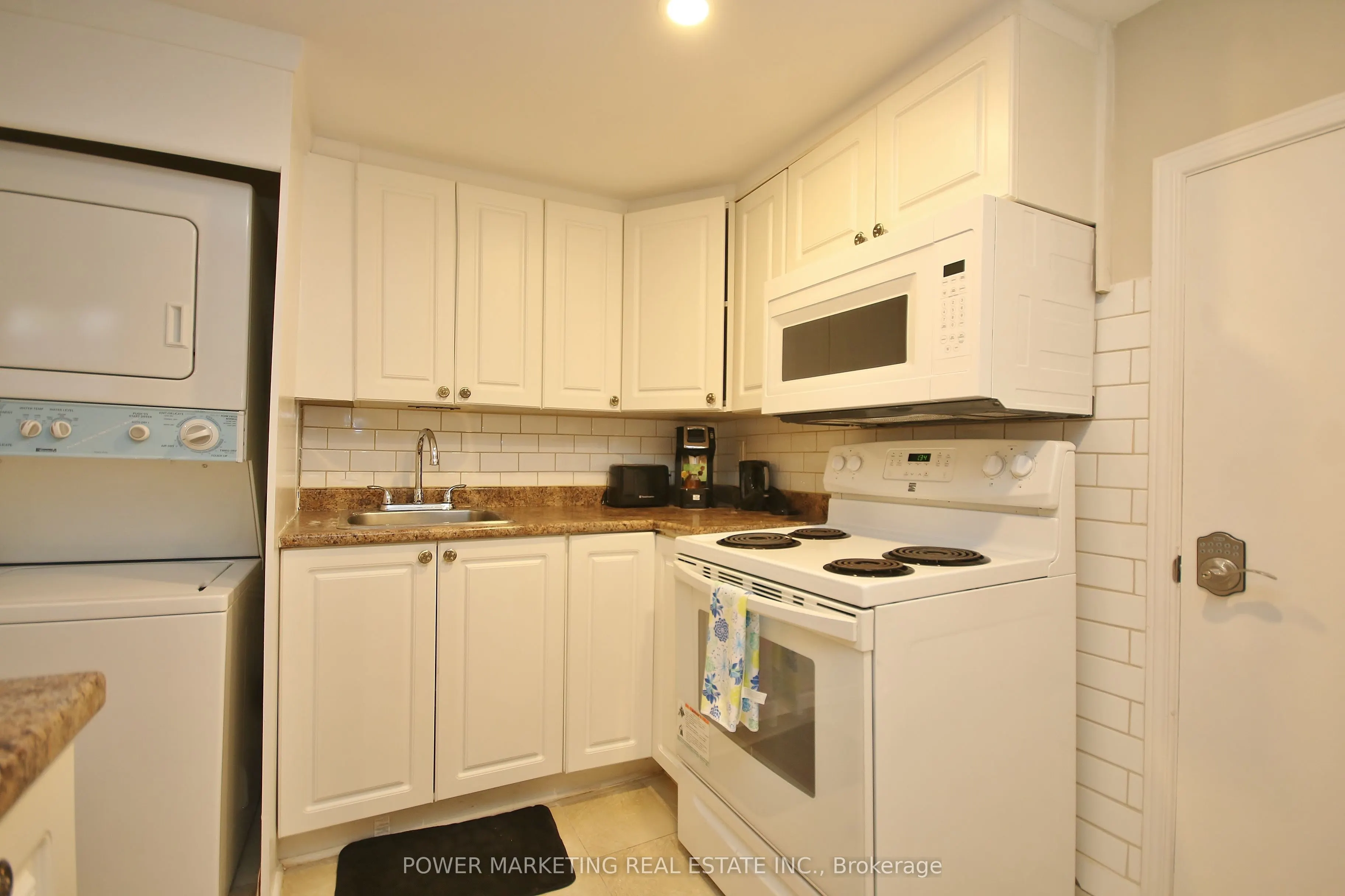 835 MONTREAL Road, #A