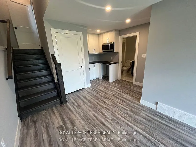 3557 Colonel Talbot Road, #3