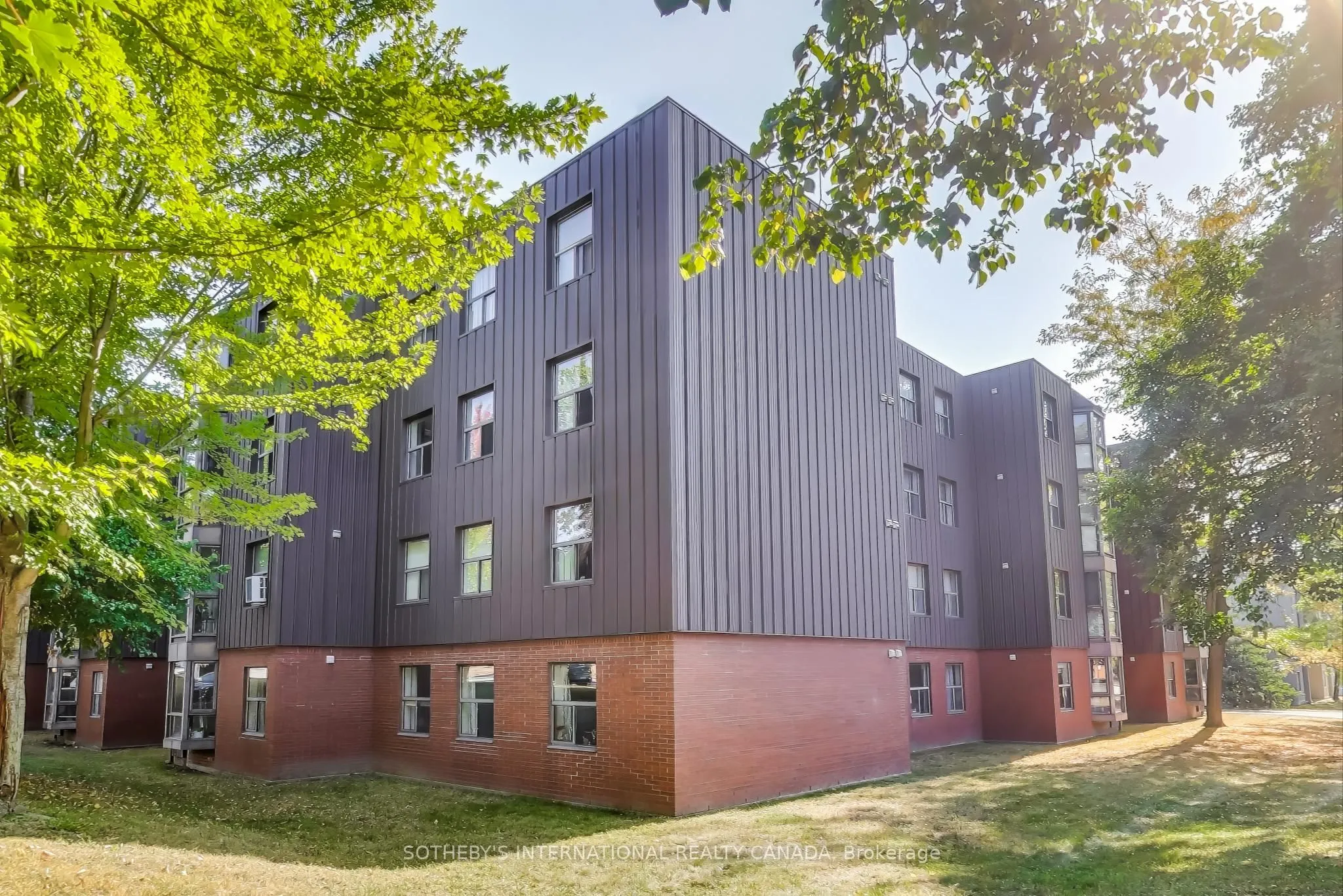 10 Ajax Street, #104