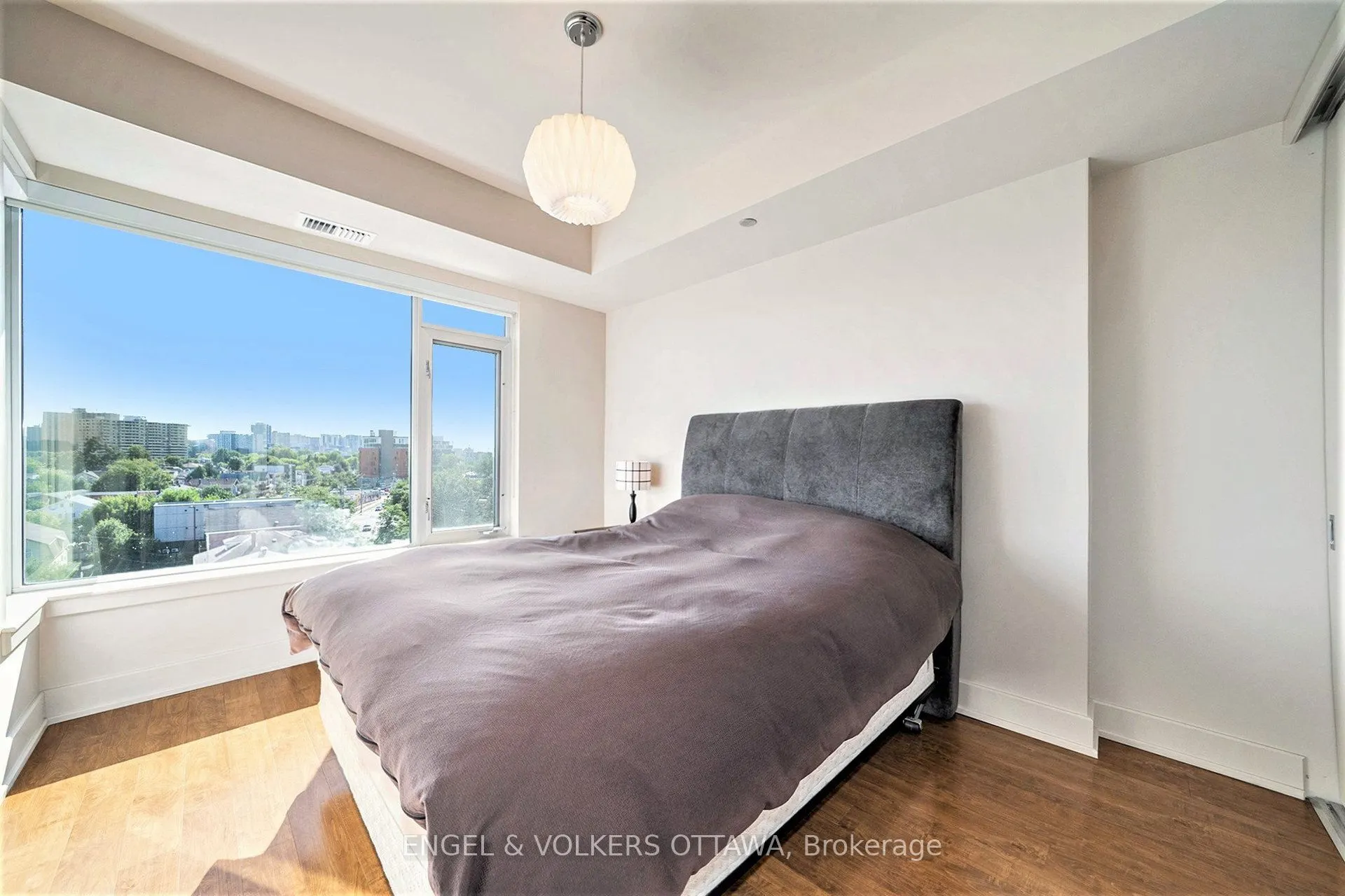 7 Marquette Avenue, #605