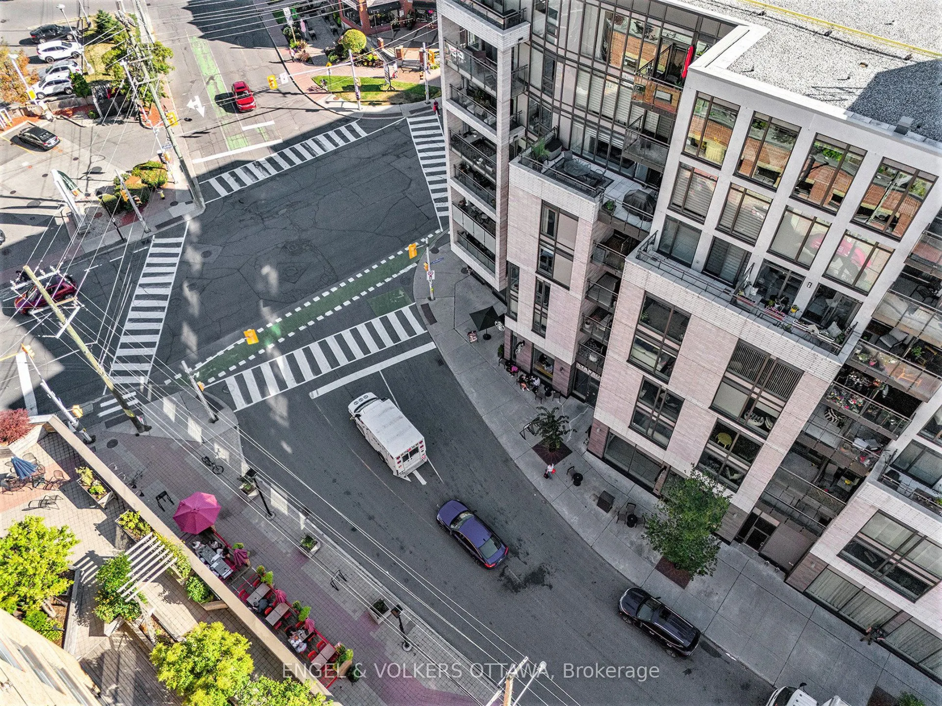 7 Marquette Avenue, #605