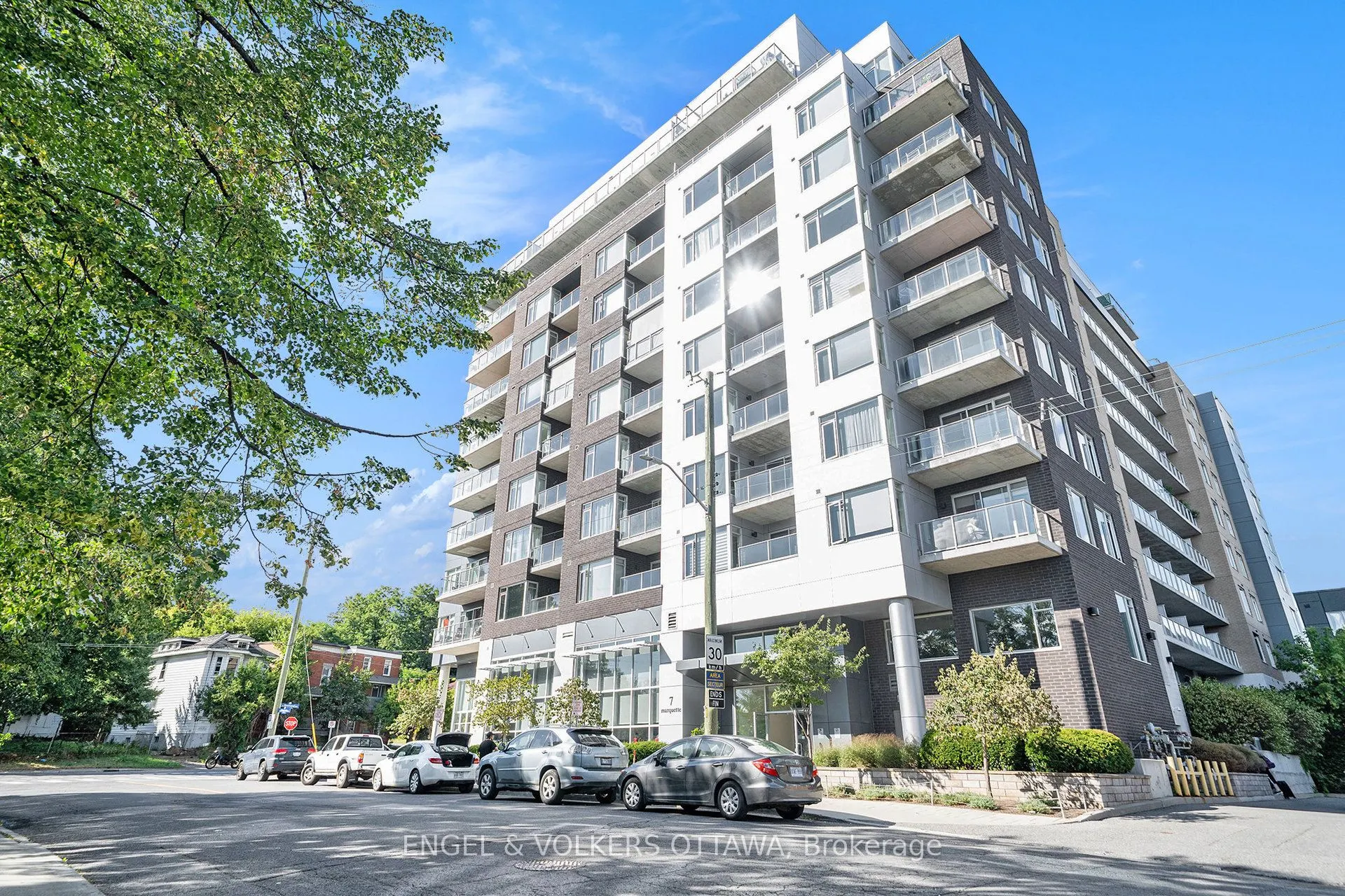 7 Marquette Avenue, #605