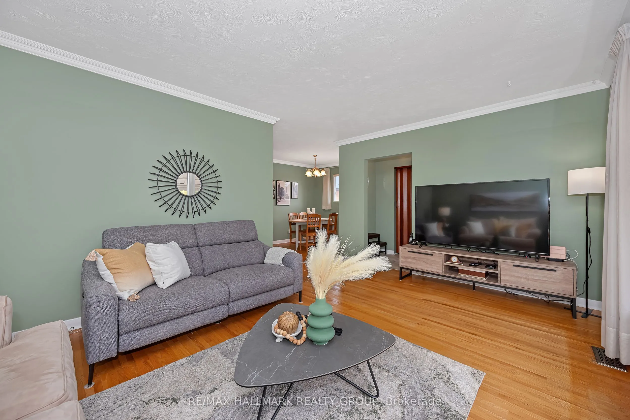 1144 Cobden Road