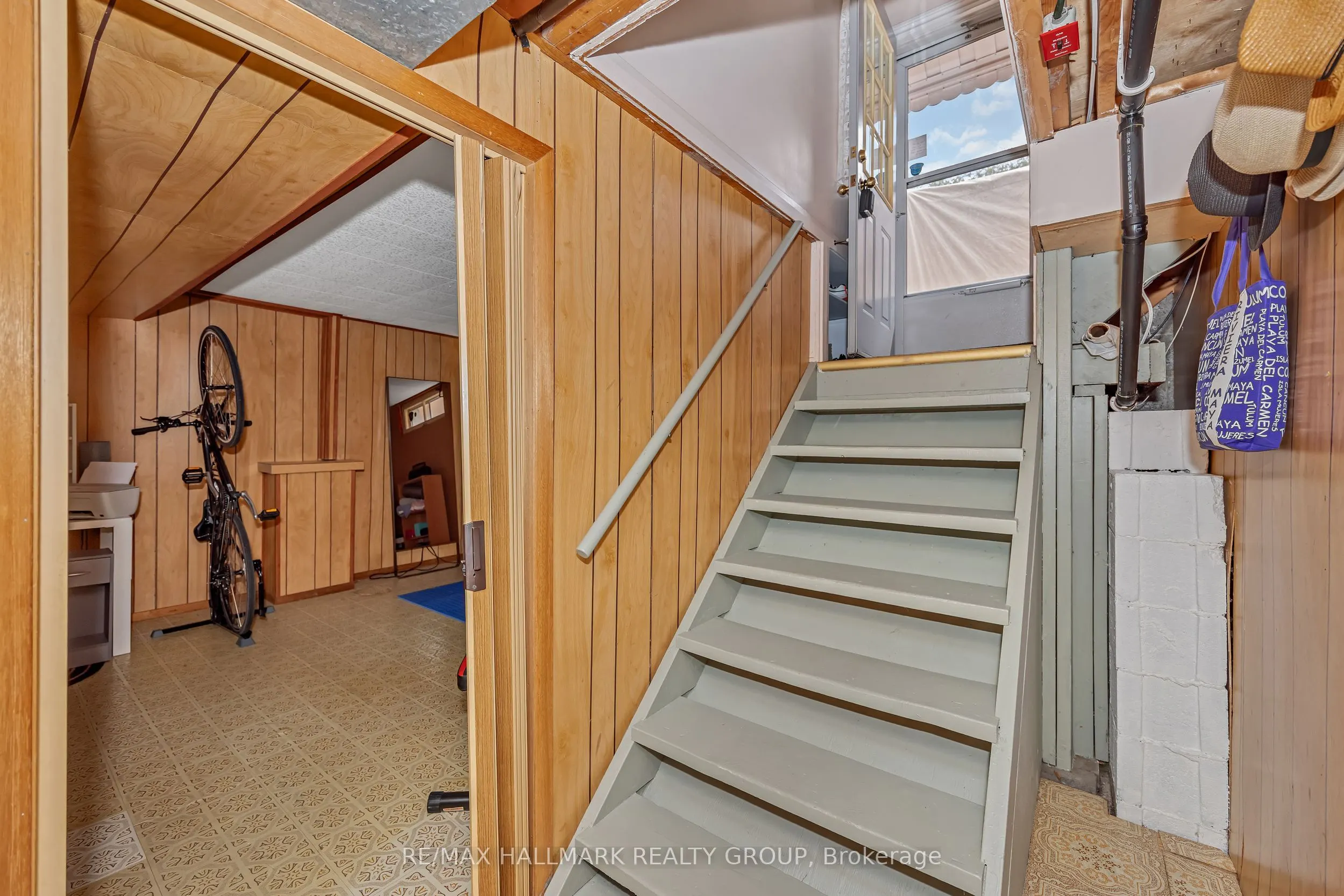 1144 Cobden Road