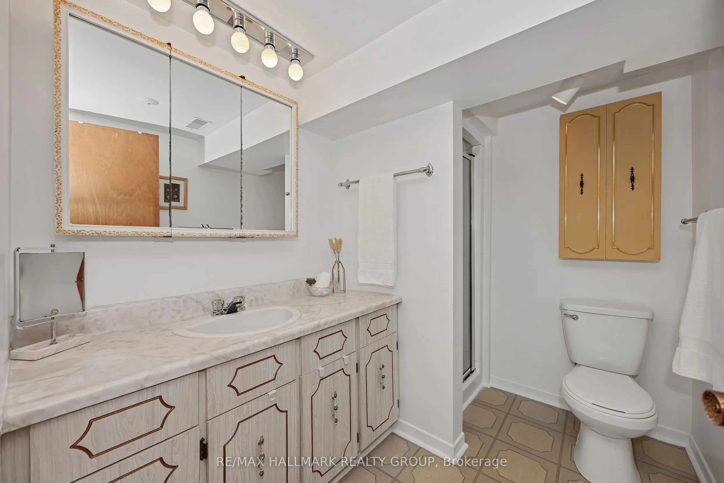 1144 Cobden Road