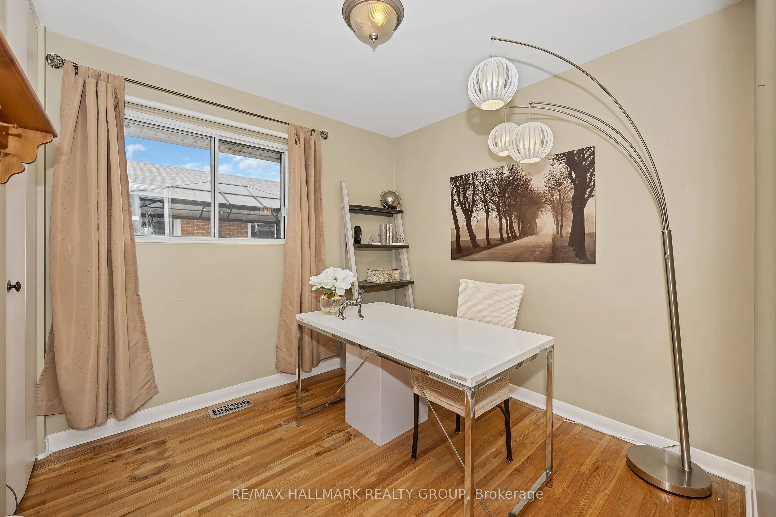 1144 Cobden Road