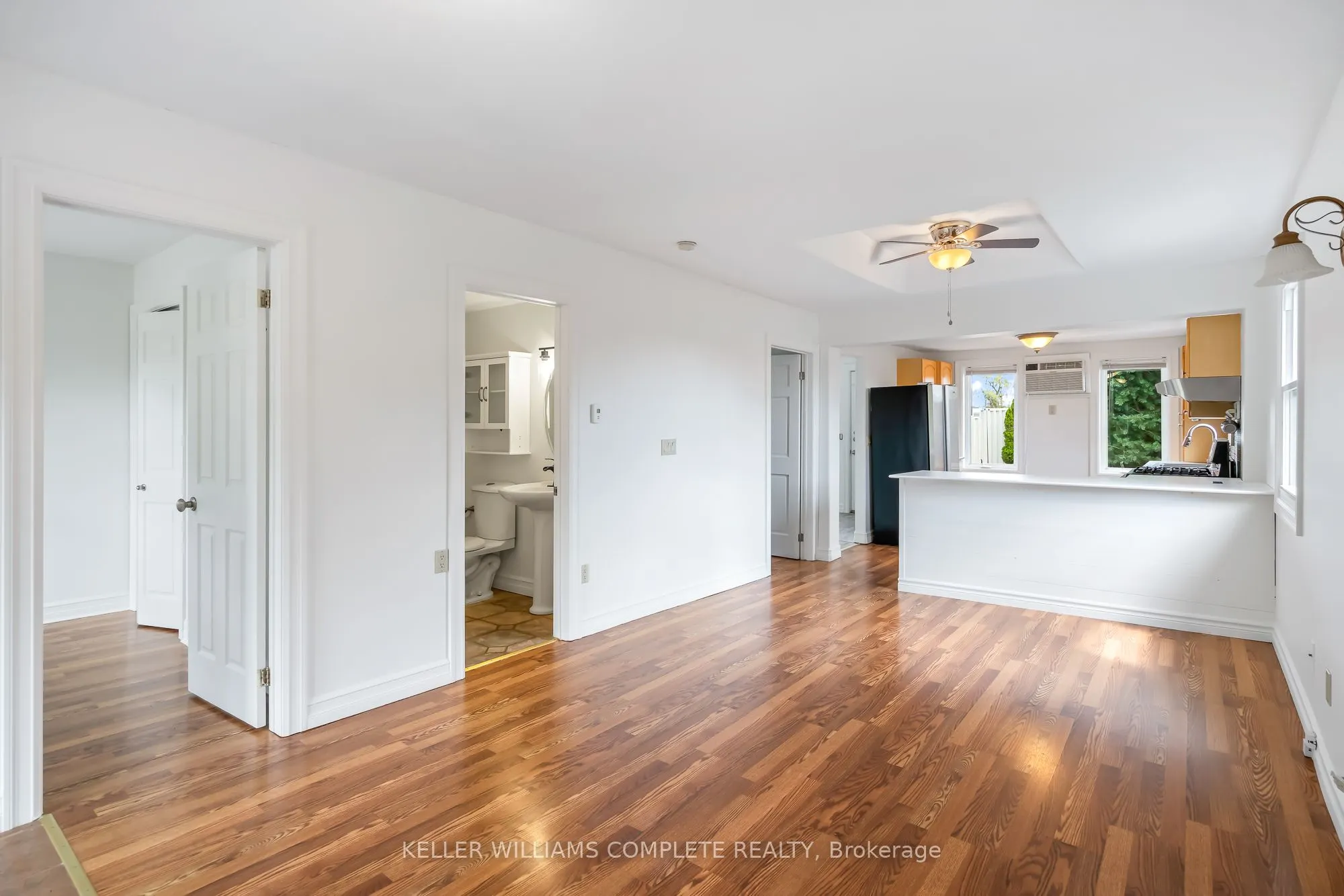 1076 Spears Road