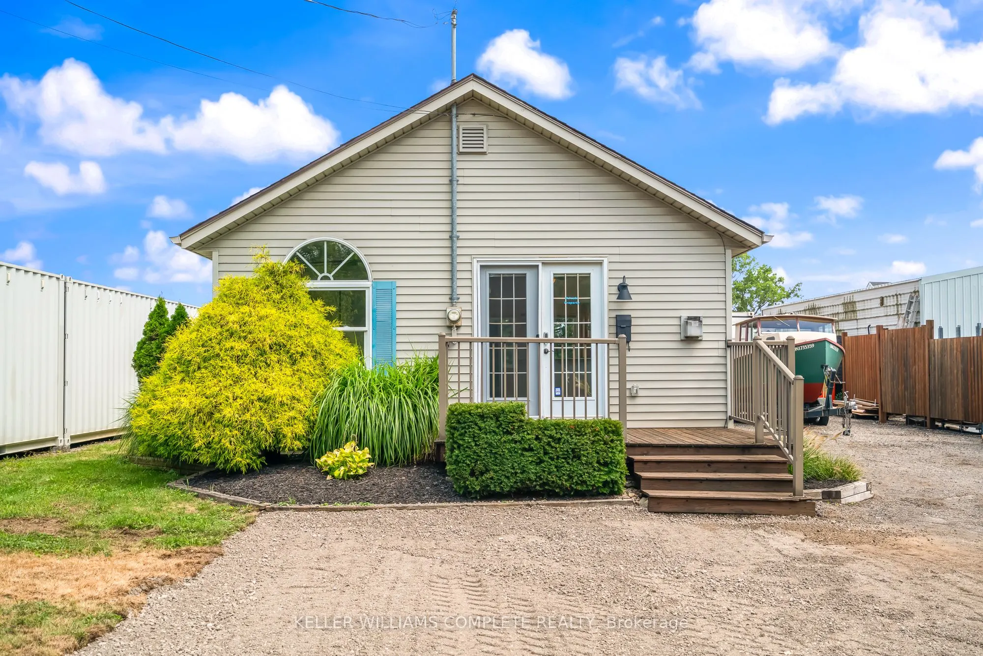 1076 Spears Road