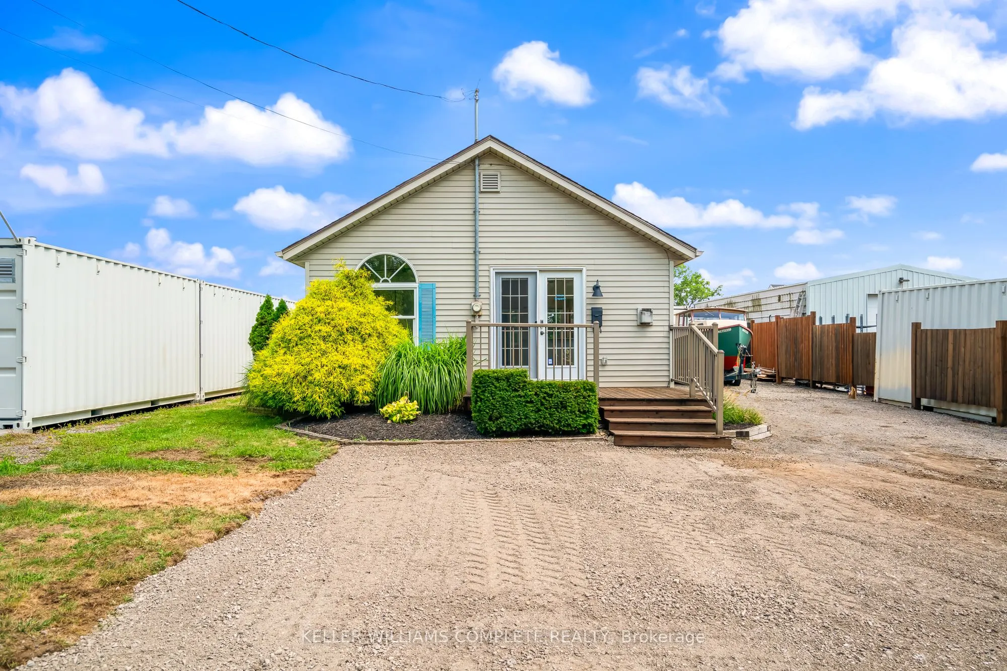 1076 Spears Road