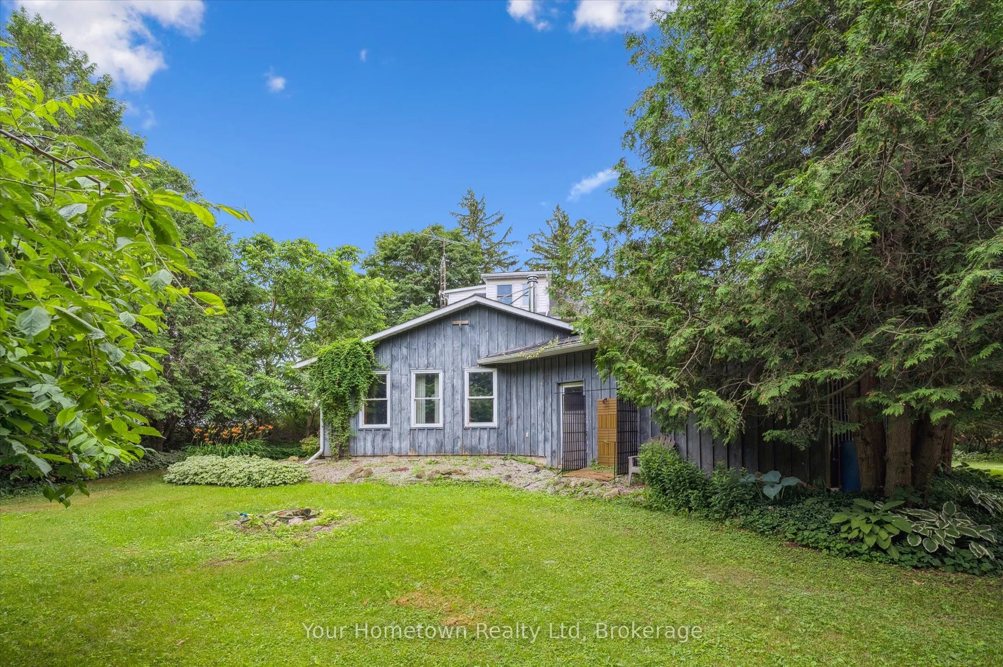 6933 Wellington 7 Road
