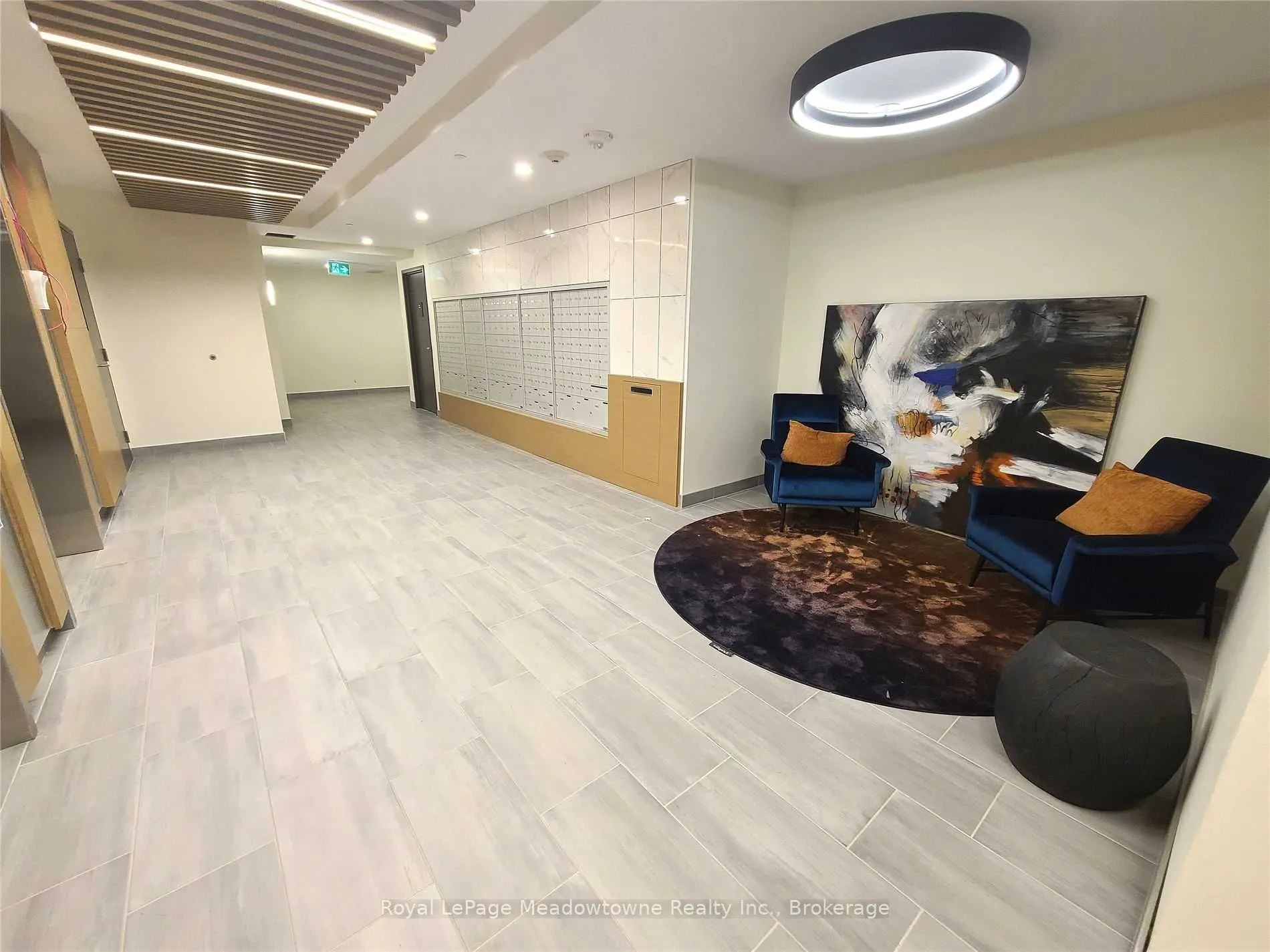 104 Garment Street, #1605
