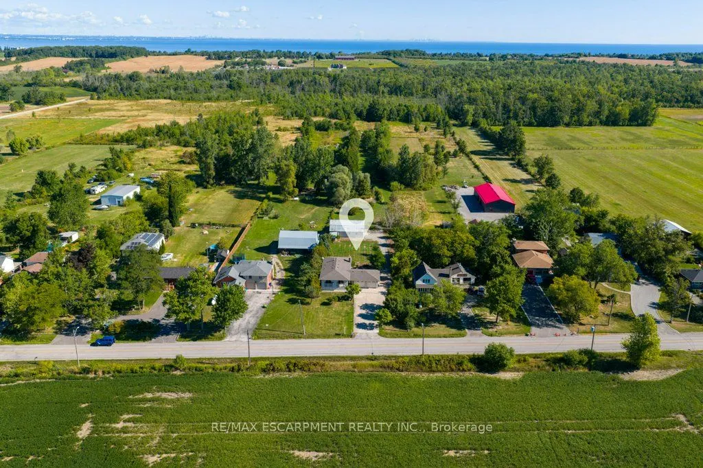 595 Green Mountain Road E