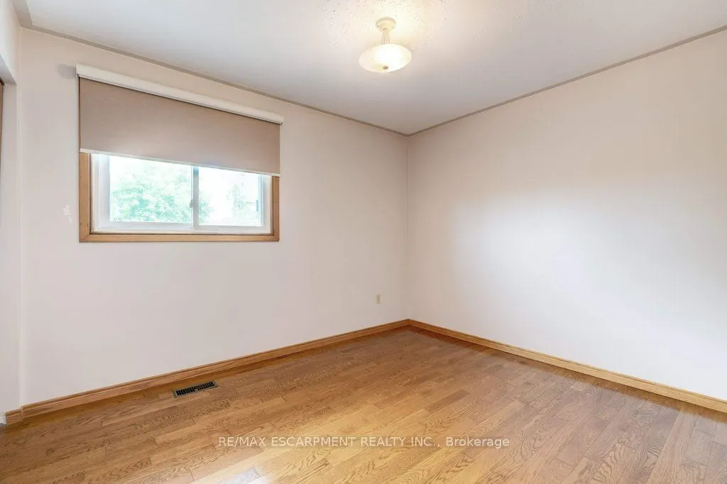 595 Green Mountain Road E