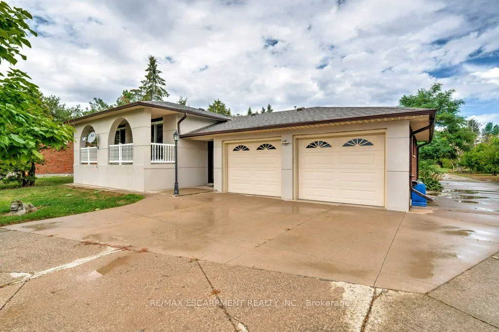 595 Green Mountain Road E