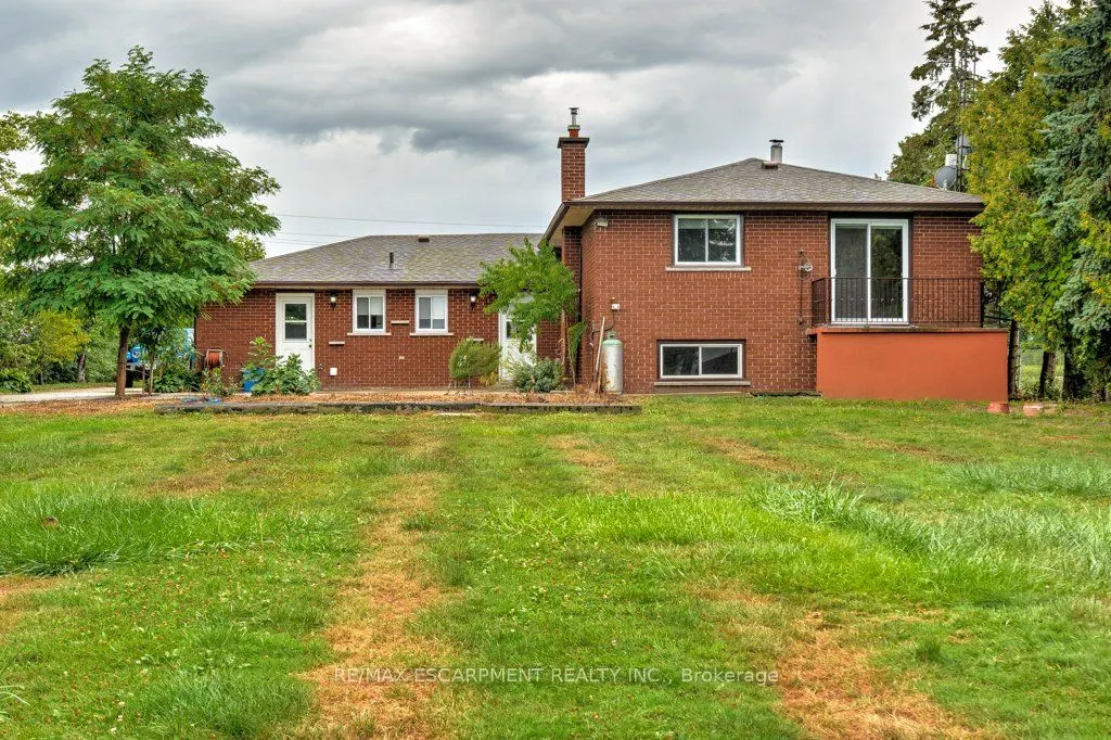 595 Green Mountain Road E