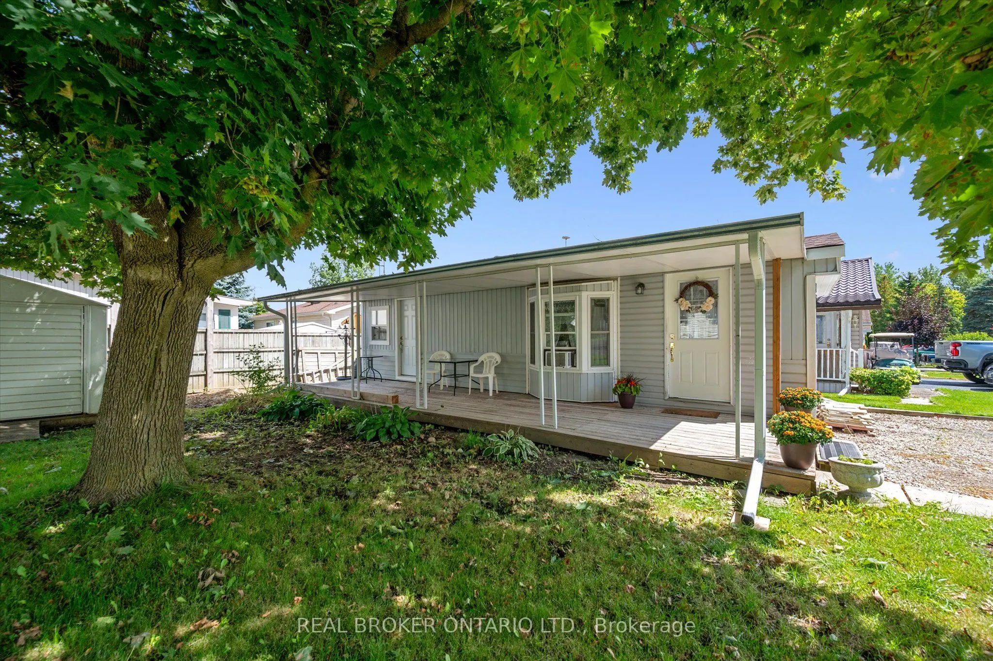 445 Pine Pass