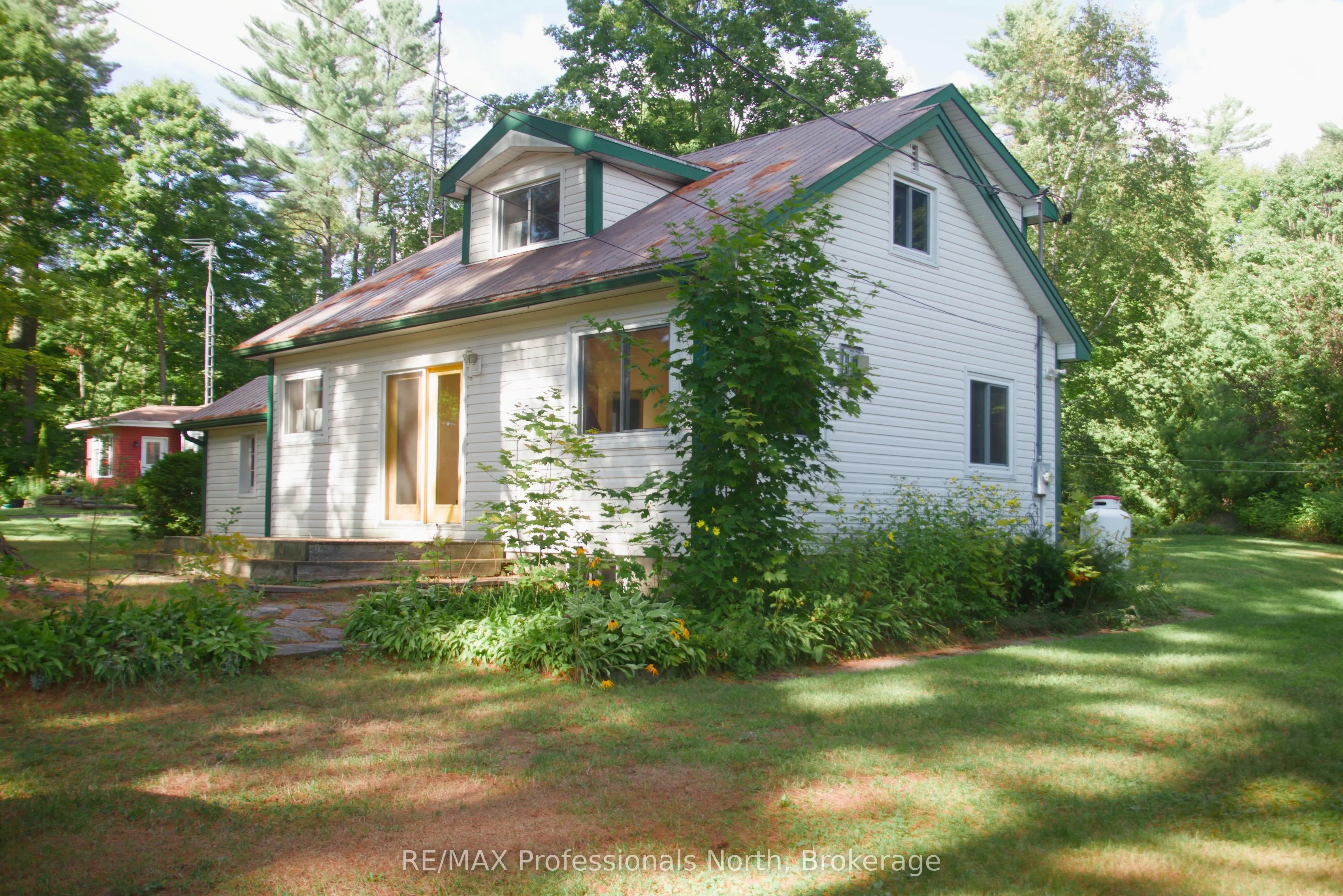 49 Beach Road